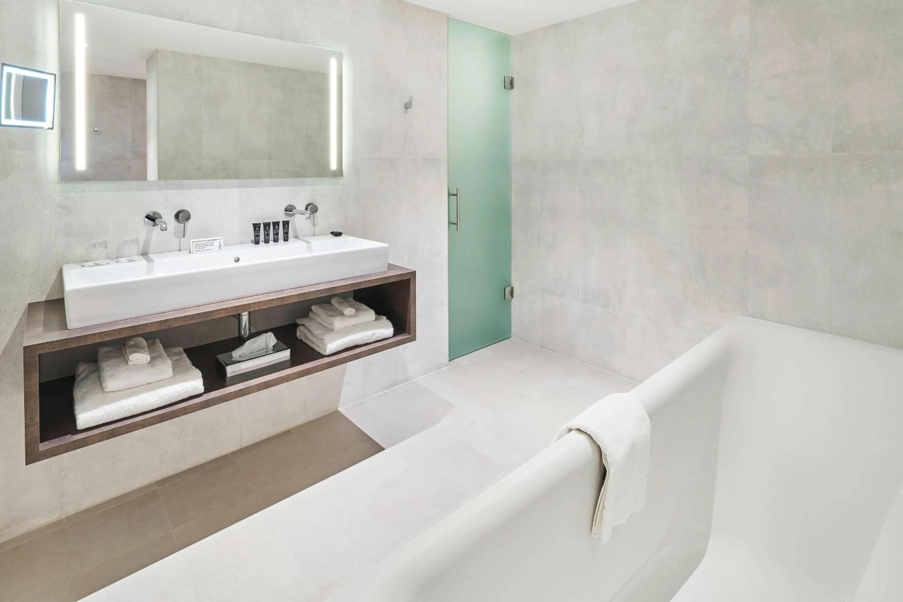 Photo of the whole room, Bed in Hotel Nassau Breda, Autograph Collection