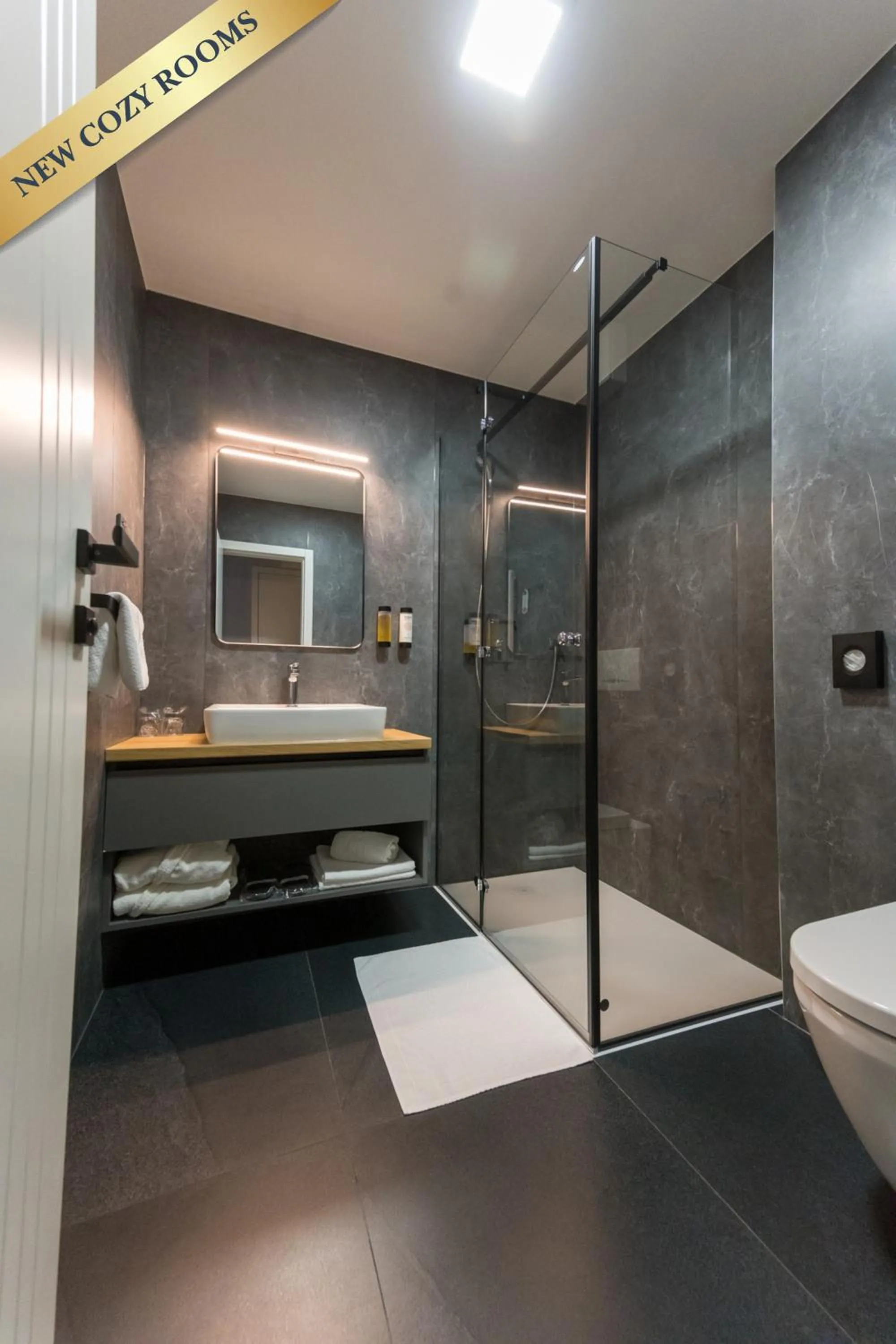 Shower in Hotel Jarun