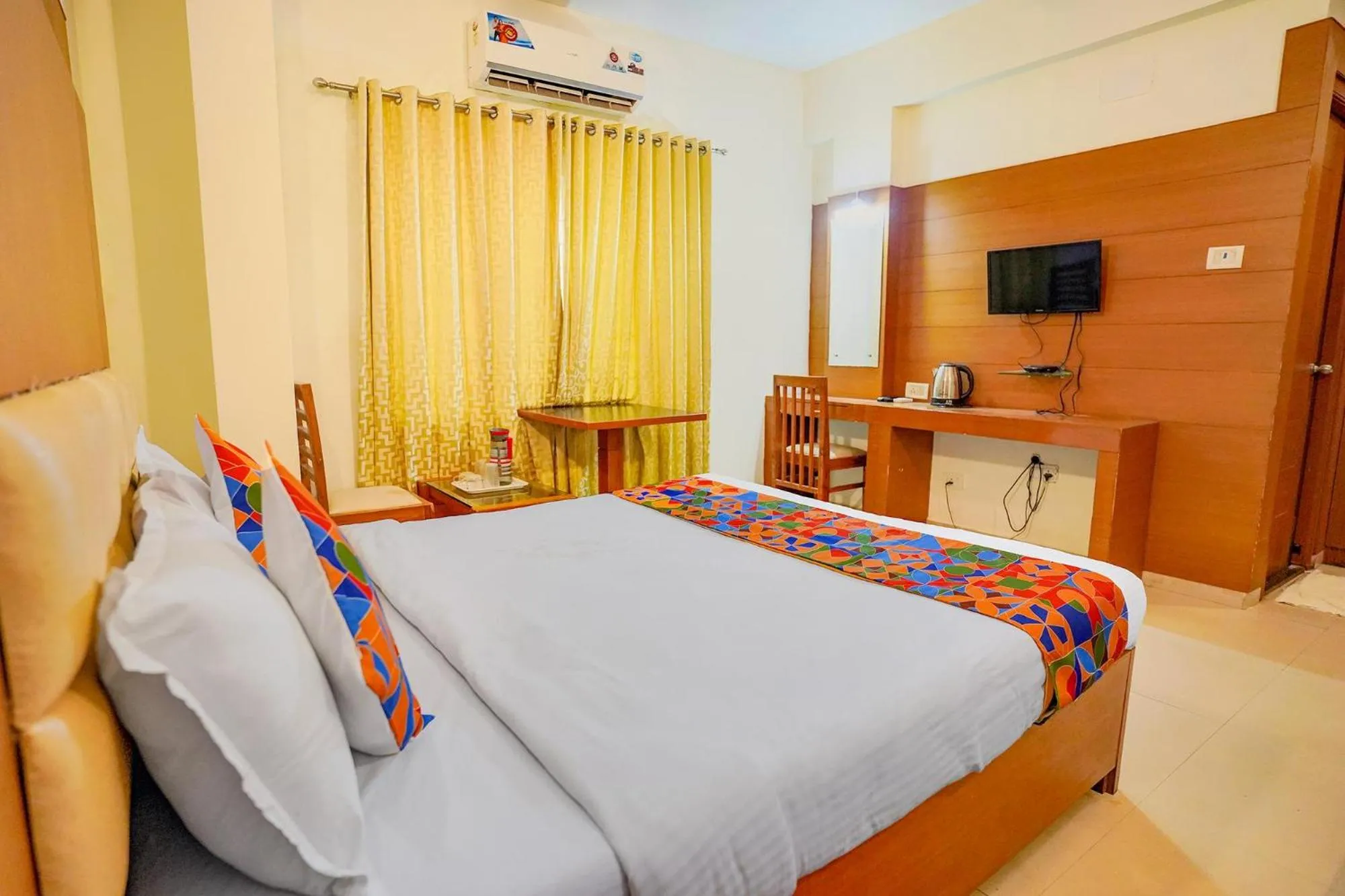 Bed in FabHotel The Green City - Central Railway Station