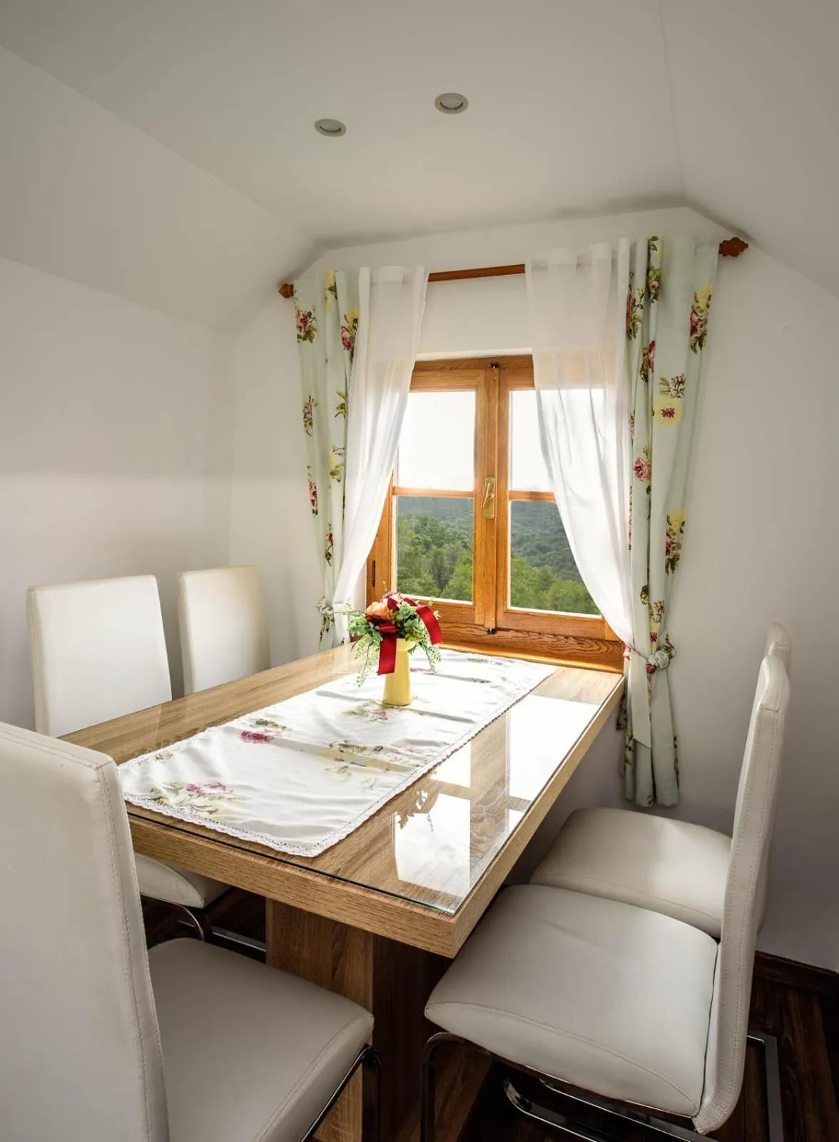 Dining area in Hotel Srakovcic Heart of Nature