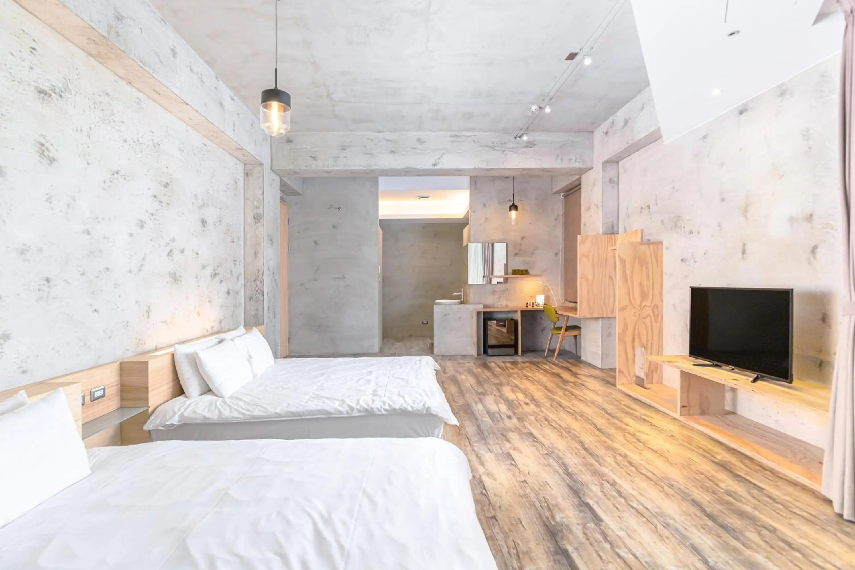 Photo of the whole room, Bed in 日月潭山慕藝旅 Sun Moon Inn