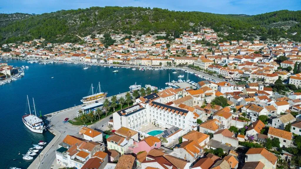 Property building in Hotel Korkyra