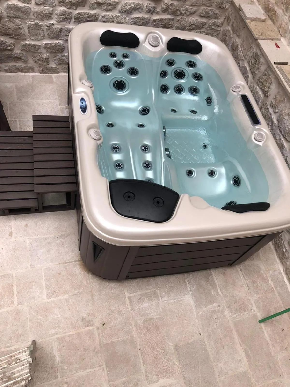 Garden in Villa Kudelik - Stone Story