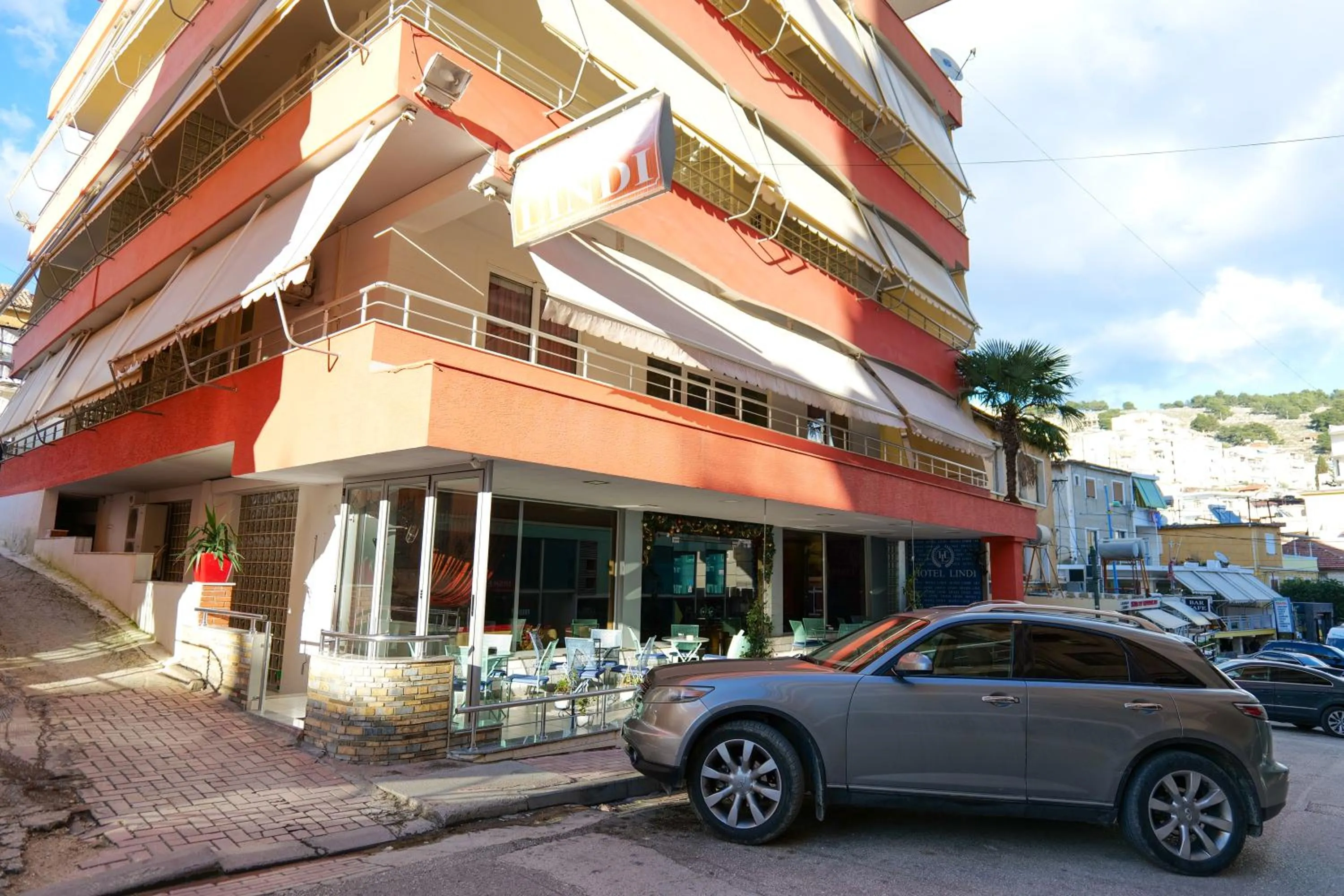 Property building in Hotel Lindi