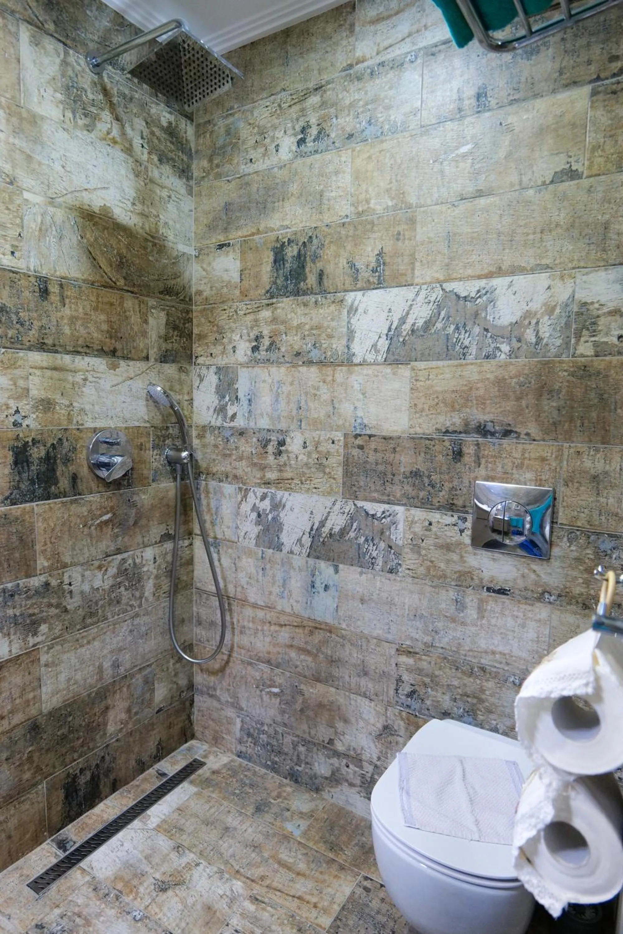 Bathroom in Hotel Lindi