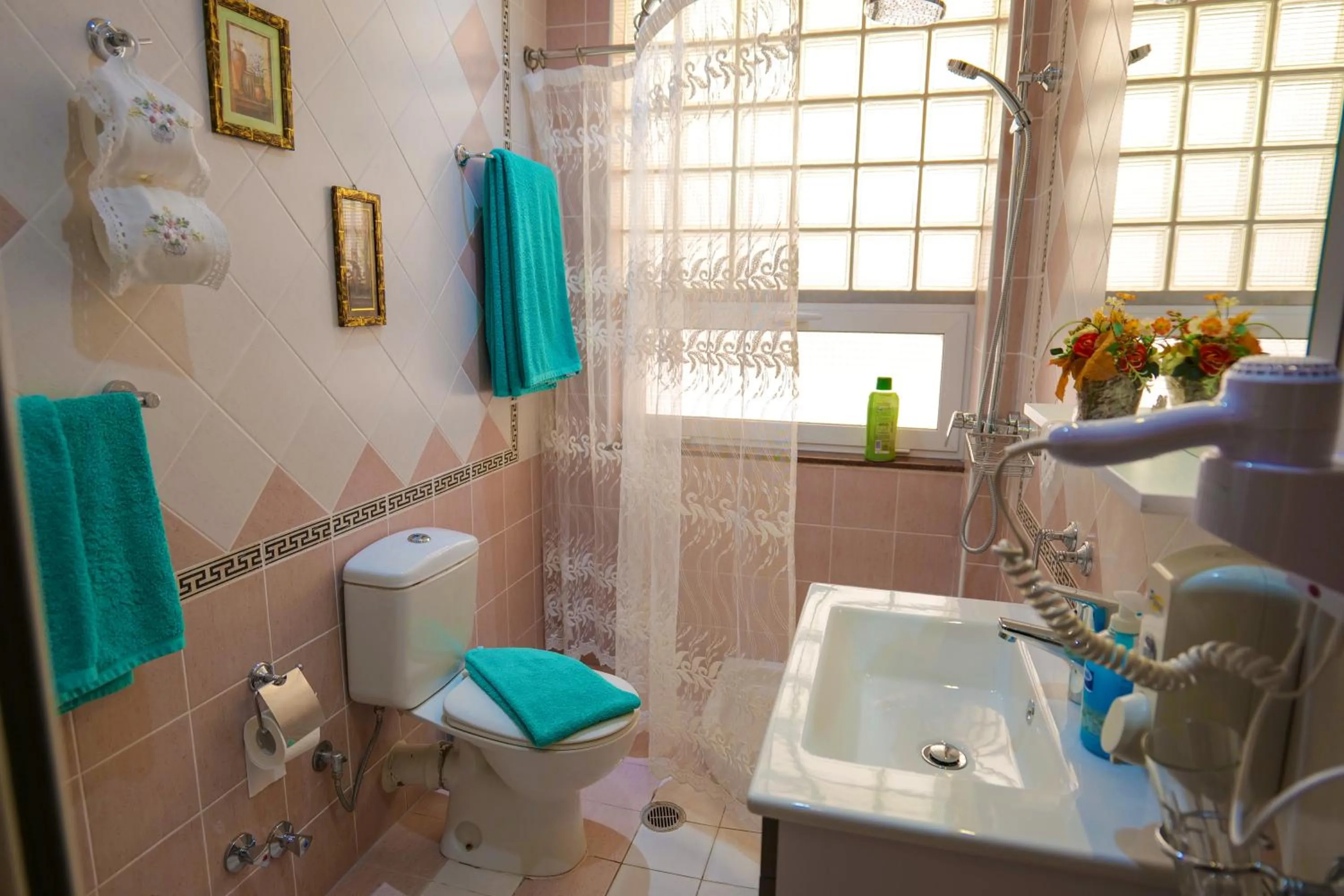 Bathroom in Hotel Lindi