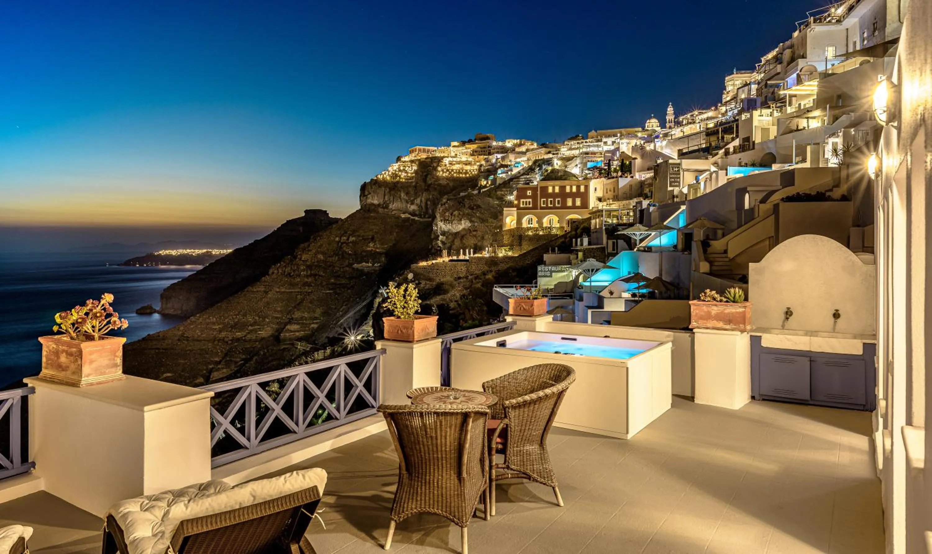 Balcony/Terrace in Golden Grey Goose