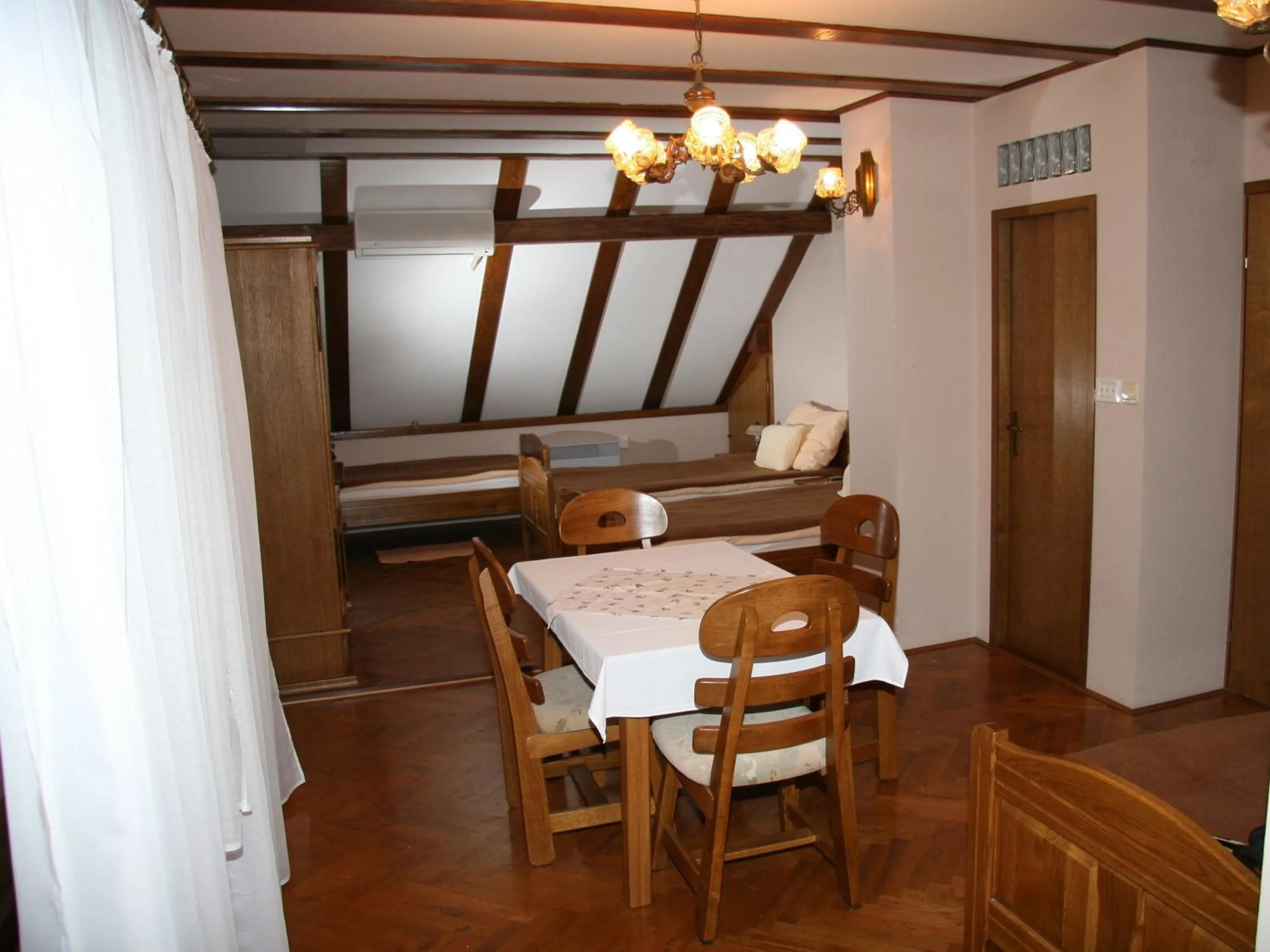 Dining area in Apartments Vrata Baranje