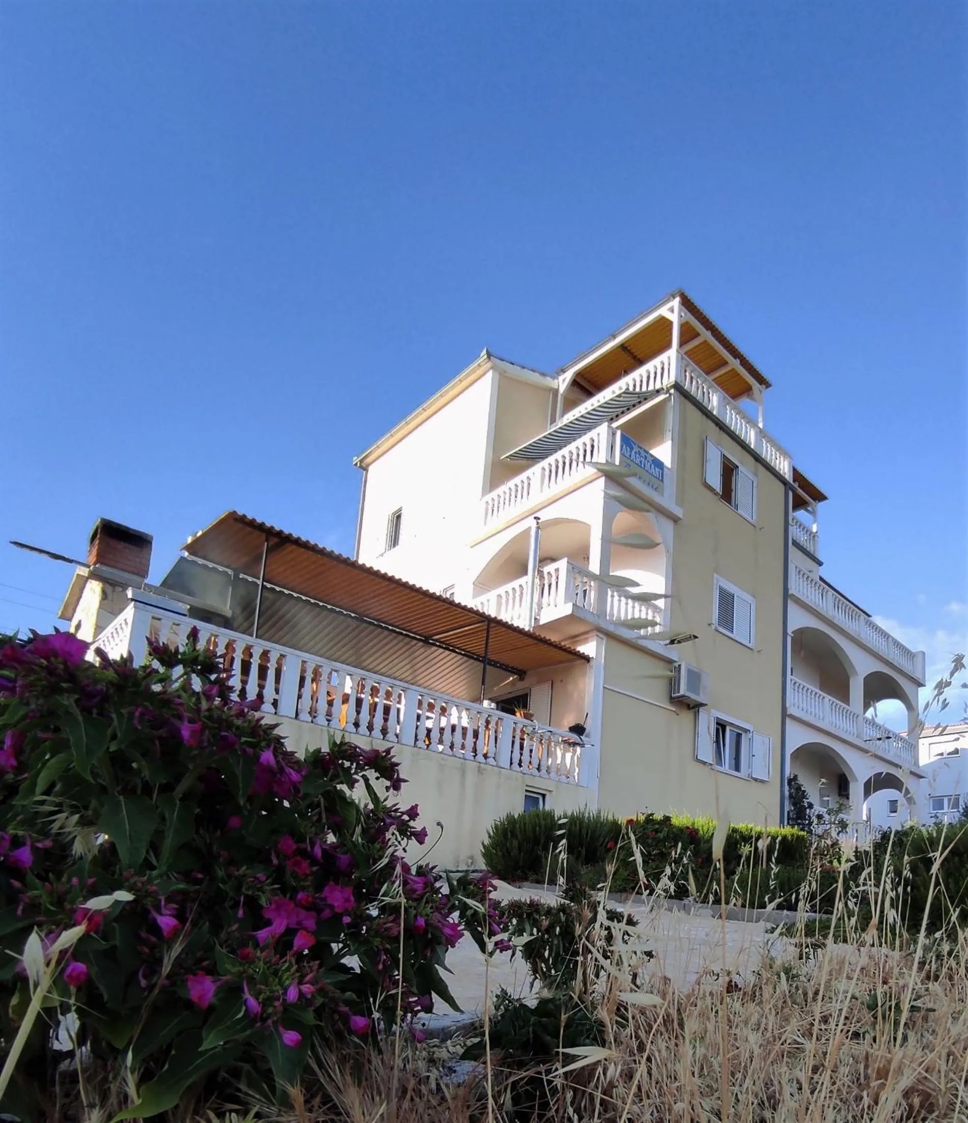 Apartments Barisic Hrvatskih Žrtava 404 Seget Vranjica