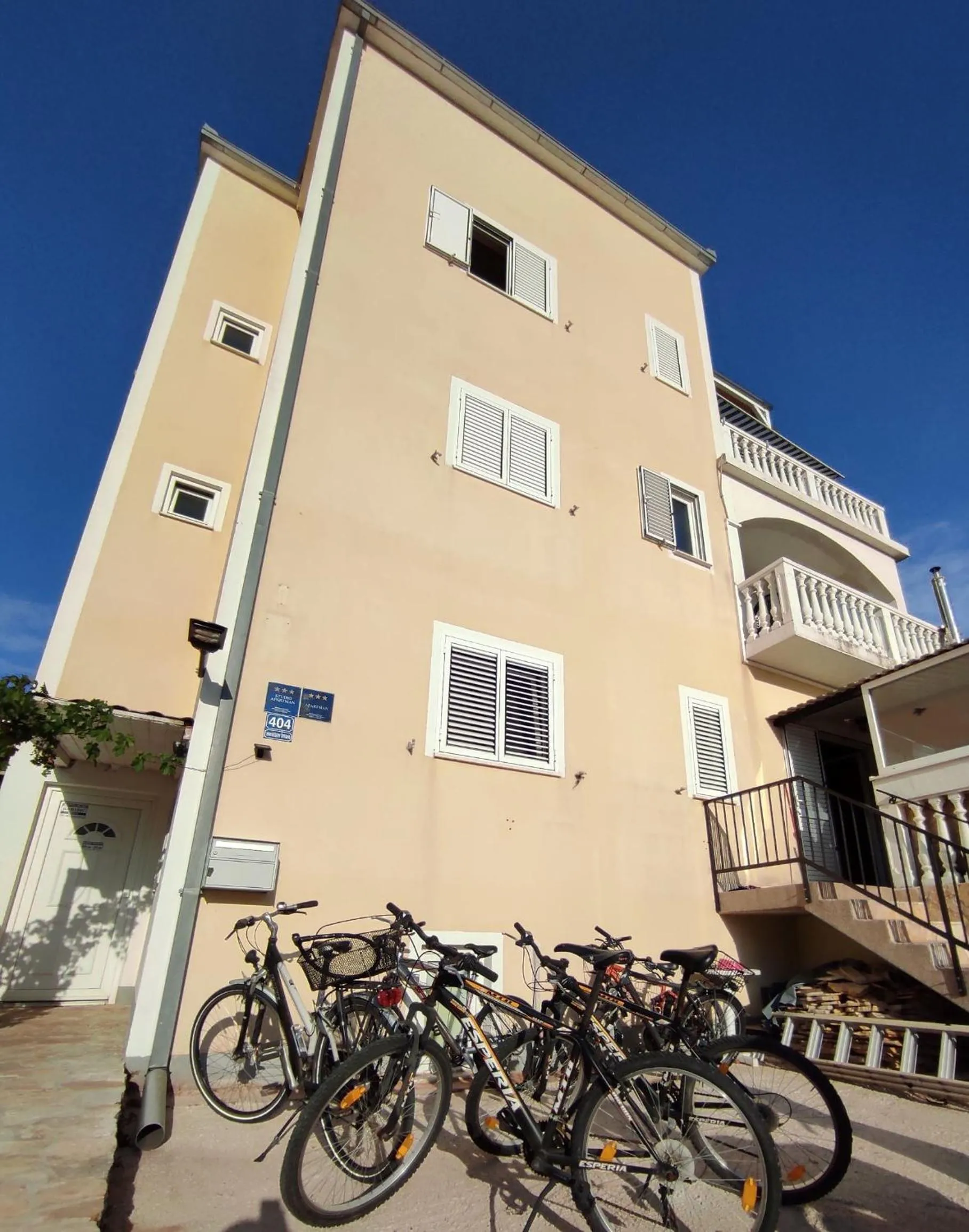 Apartments Barisic Hrvatskih Žrtava 404 Seget Vranjica