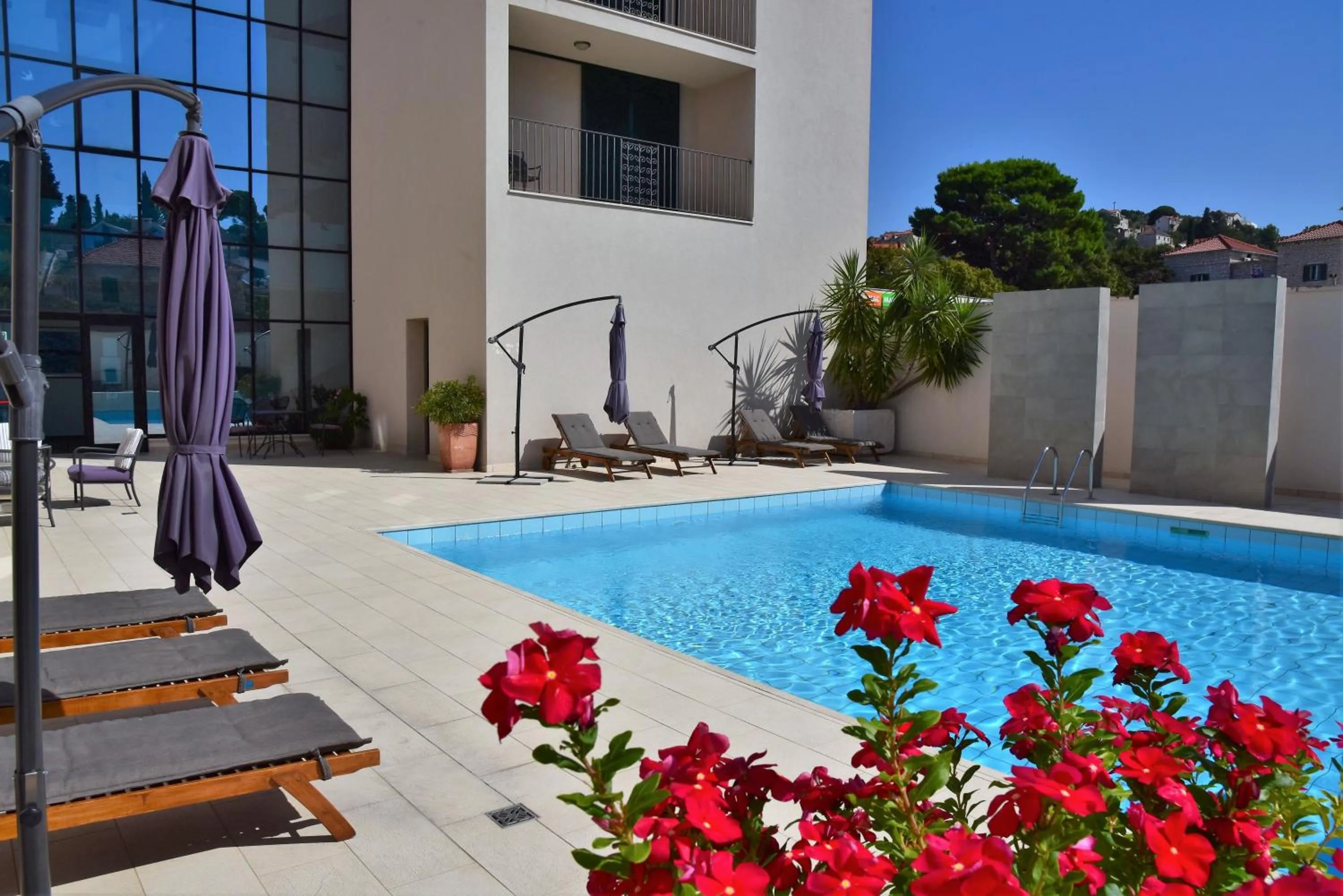 Swimming pool in Hotel Lipa