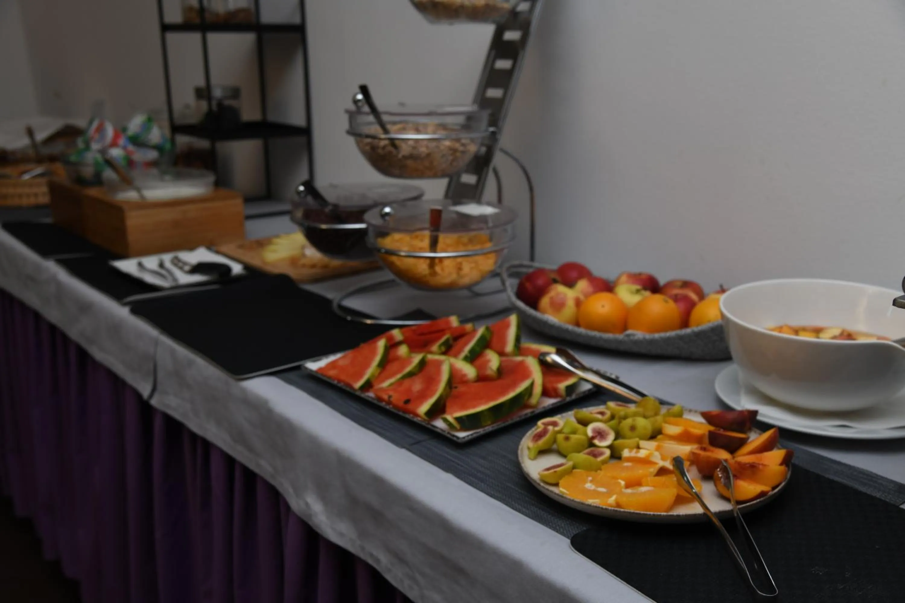 Restaurant/places to eat in Hotel Lipa