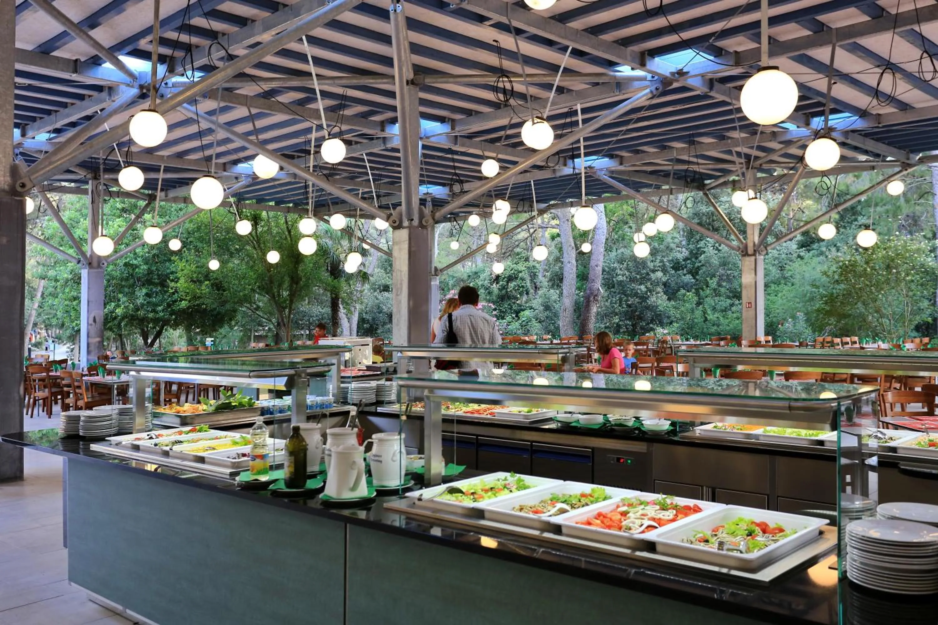 Restaurant/places to eat in Pine Beach Pakostane - All Inclusive light