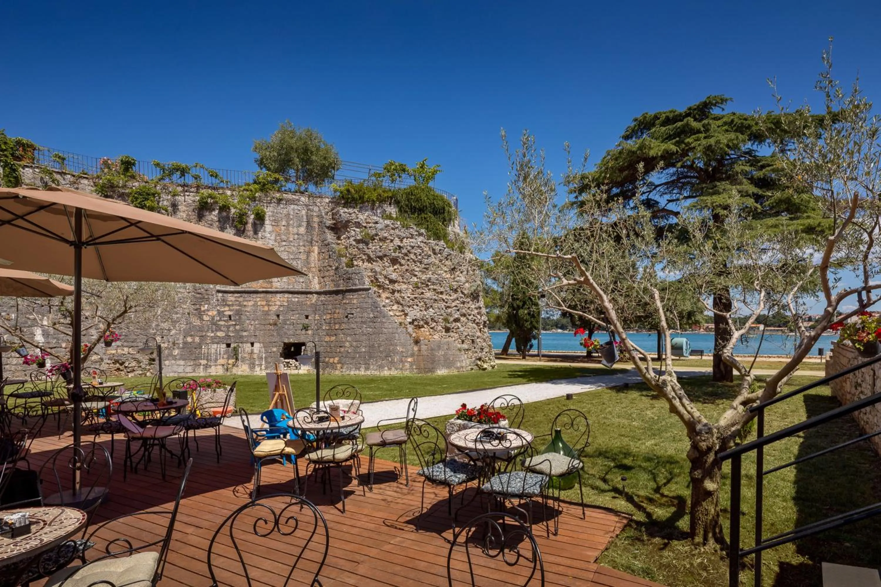 Lounge or bar in Valamar Riviera Hotel & Residence