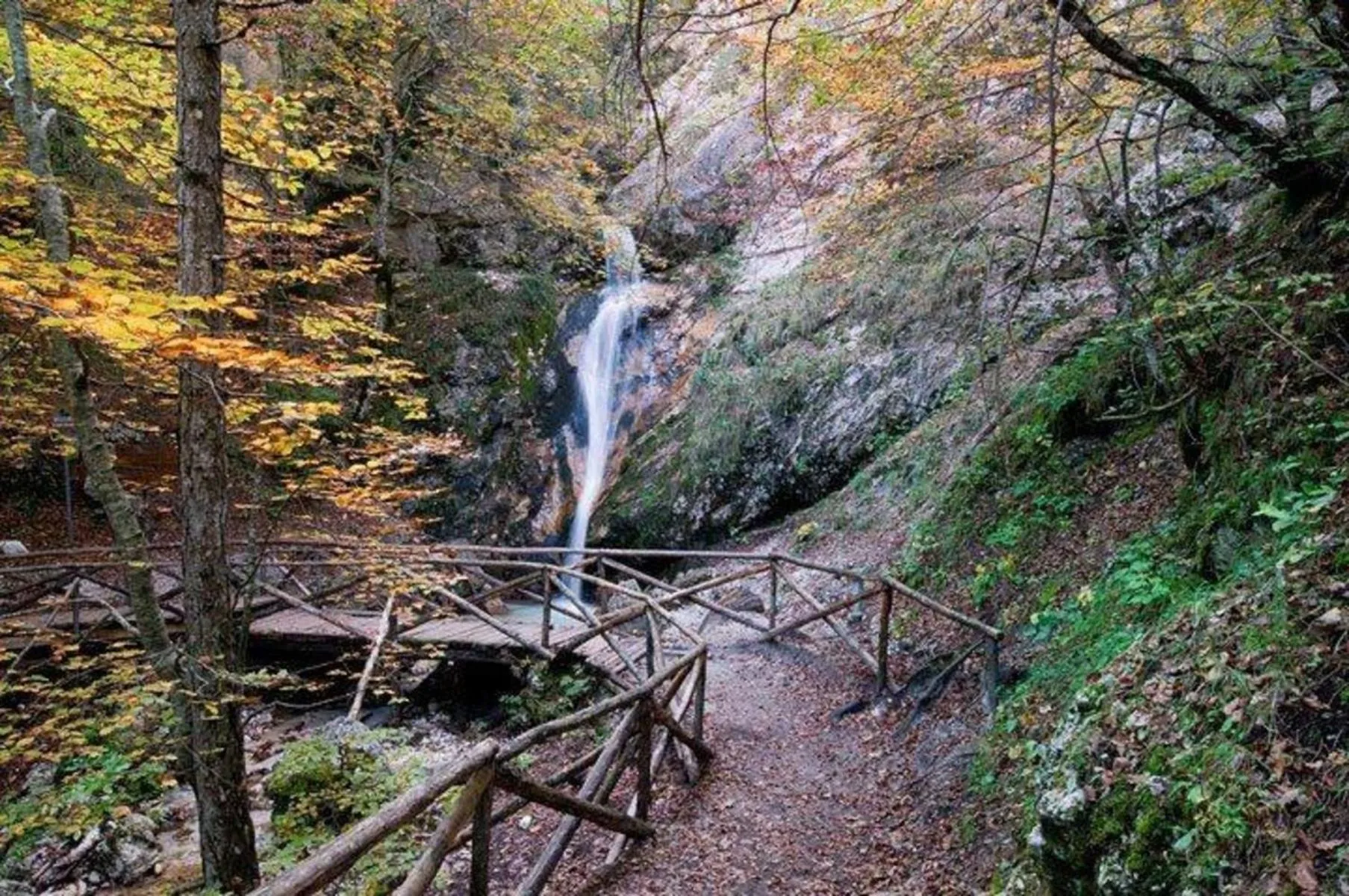 Nearby landmark in HOTEL HOLIDAYS a Barrea - Natura, Relax e Benessere nel Parco d'Abruzzo