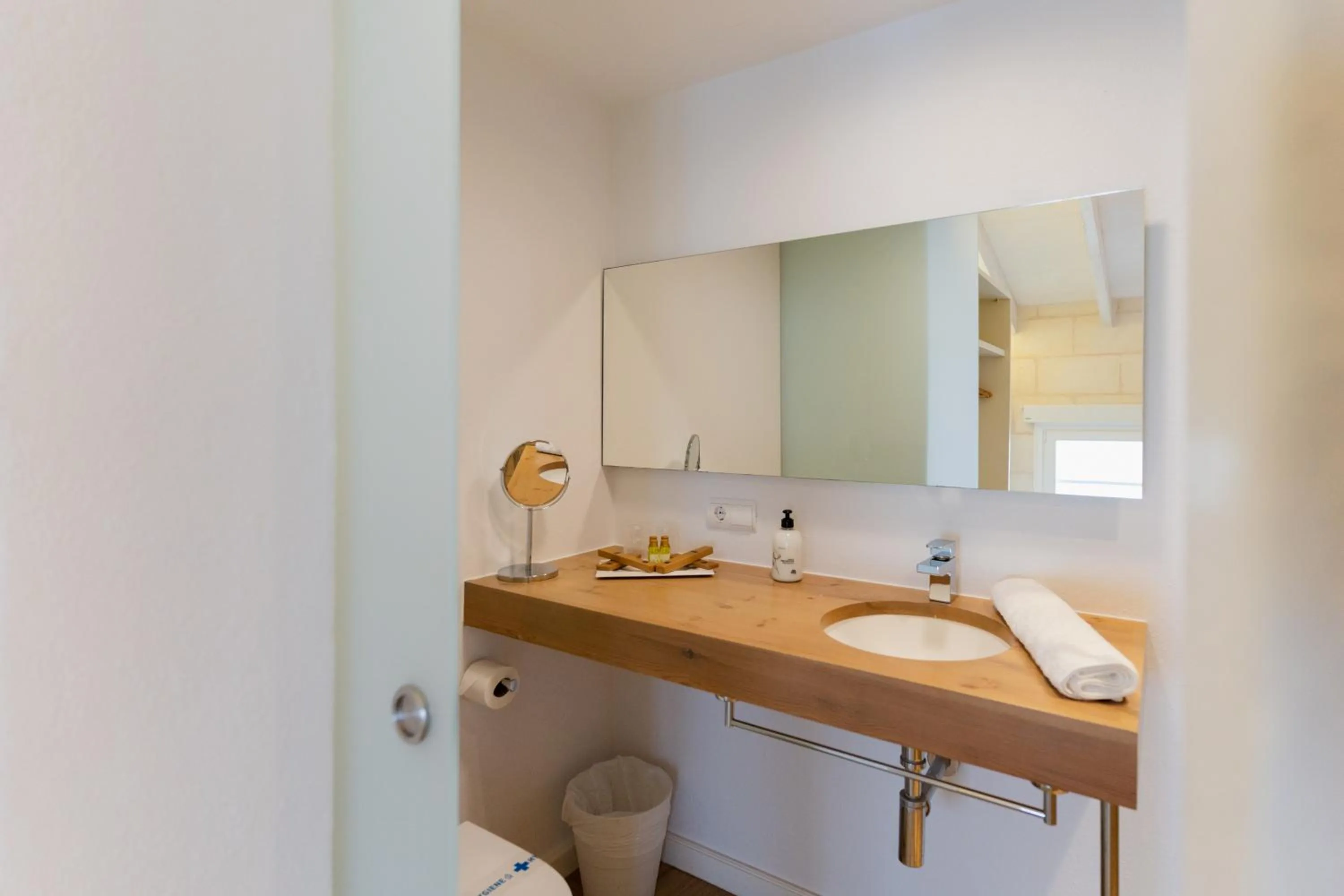 Bathroom in Can Roca Nou