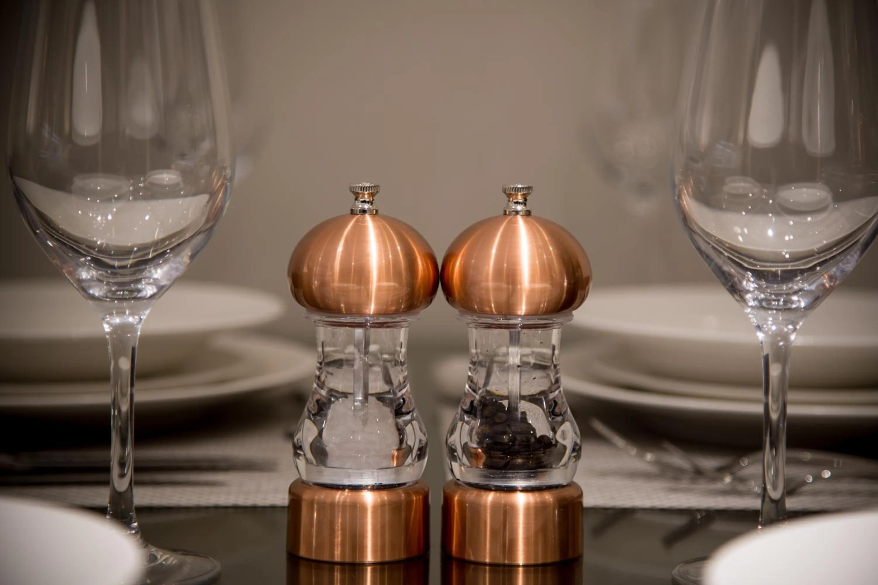 Dining area in Mansio Suites The Headrow