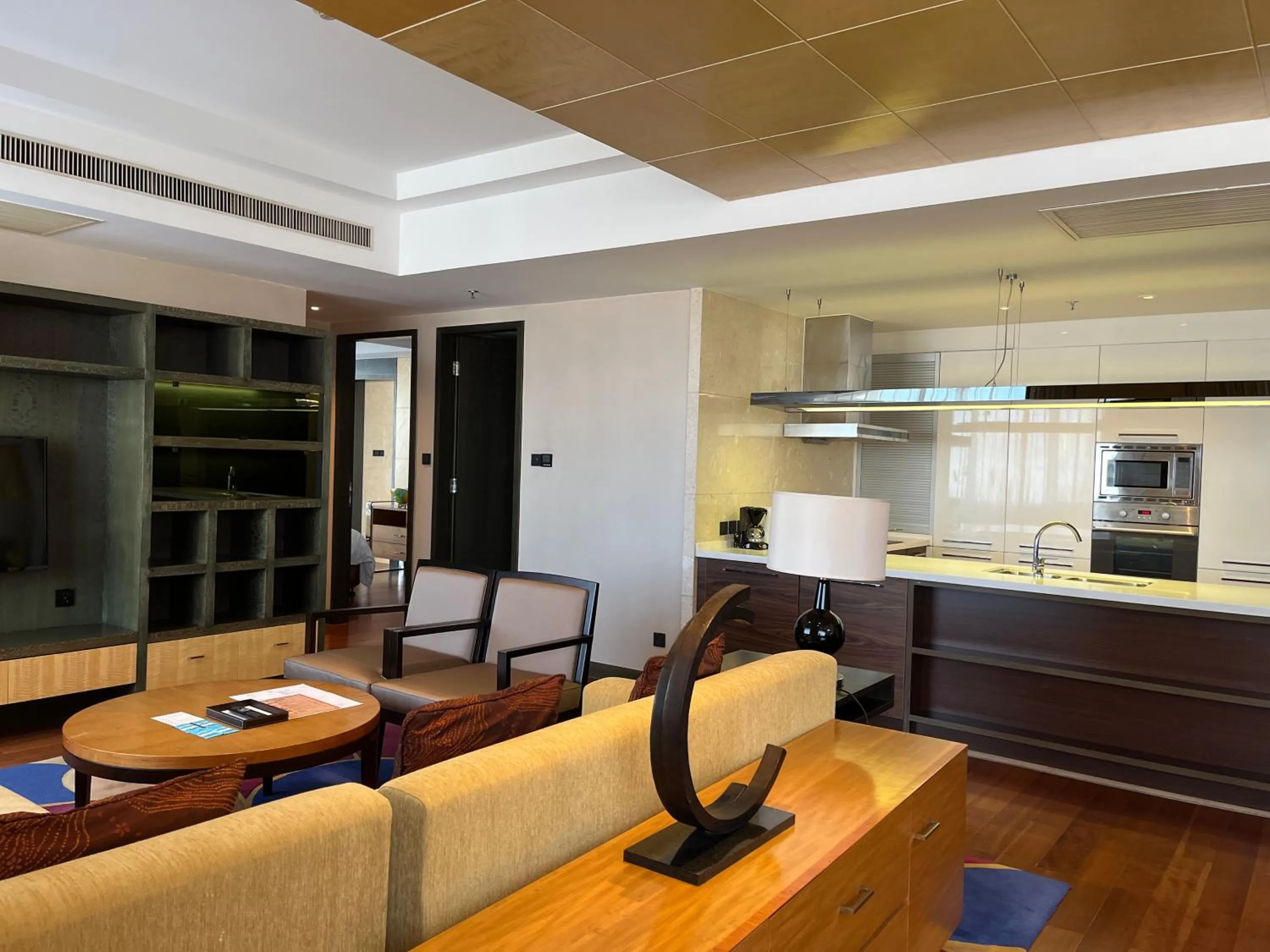 Living room in The Sandalwood Beijing Marriott Executive Apartments