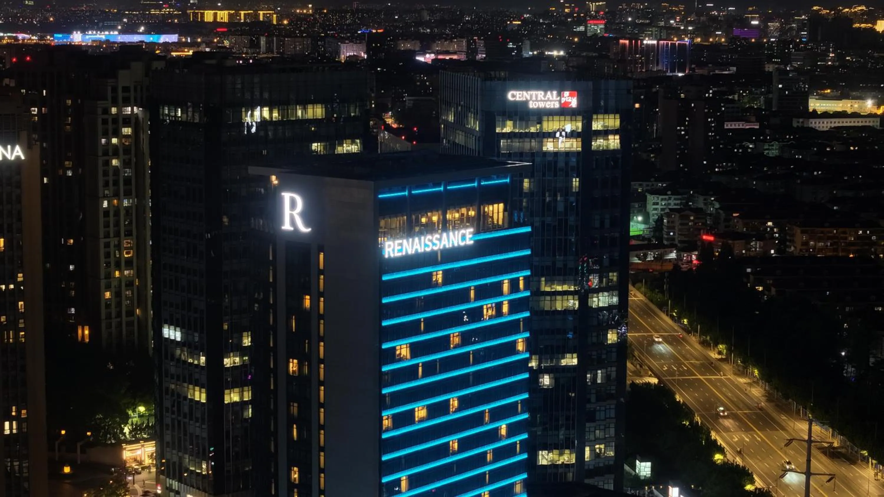 Property building in Renaissance Shanghai Putuo Hotel