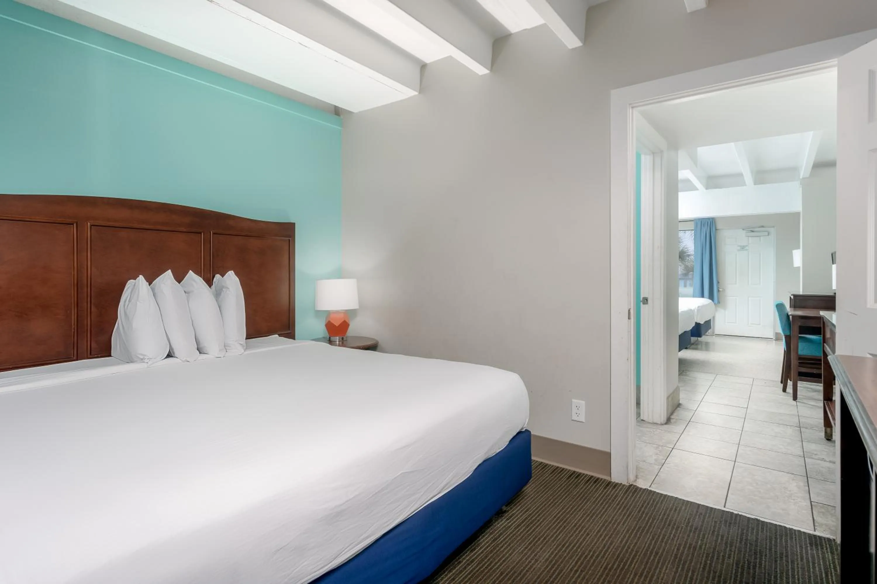 Bed in Bikini Beach Resort