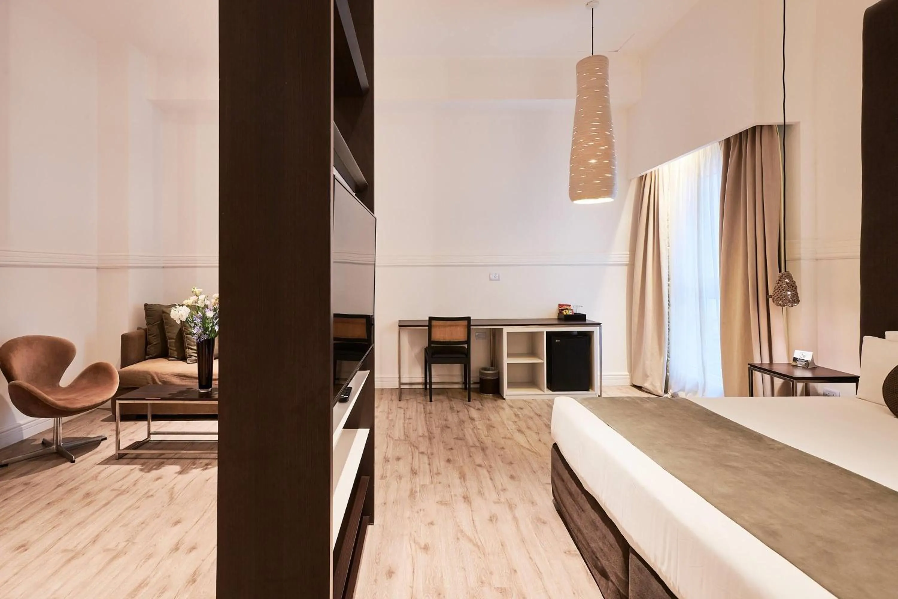 Photo of the whole room, Bed in Esplendor by Wyndham Savoy Rosario