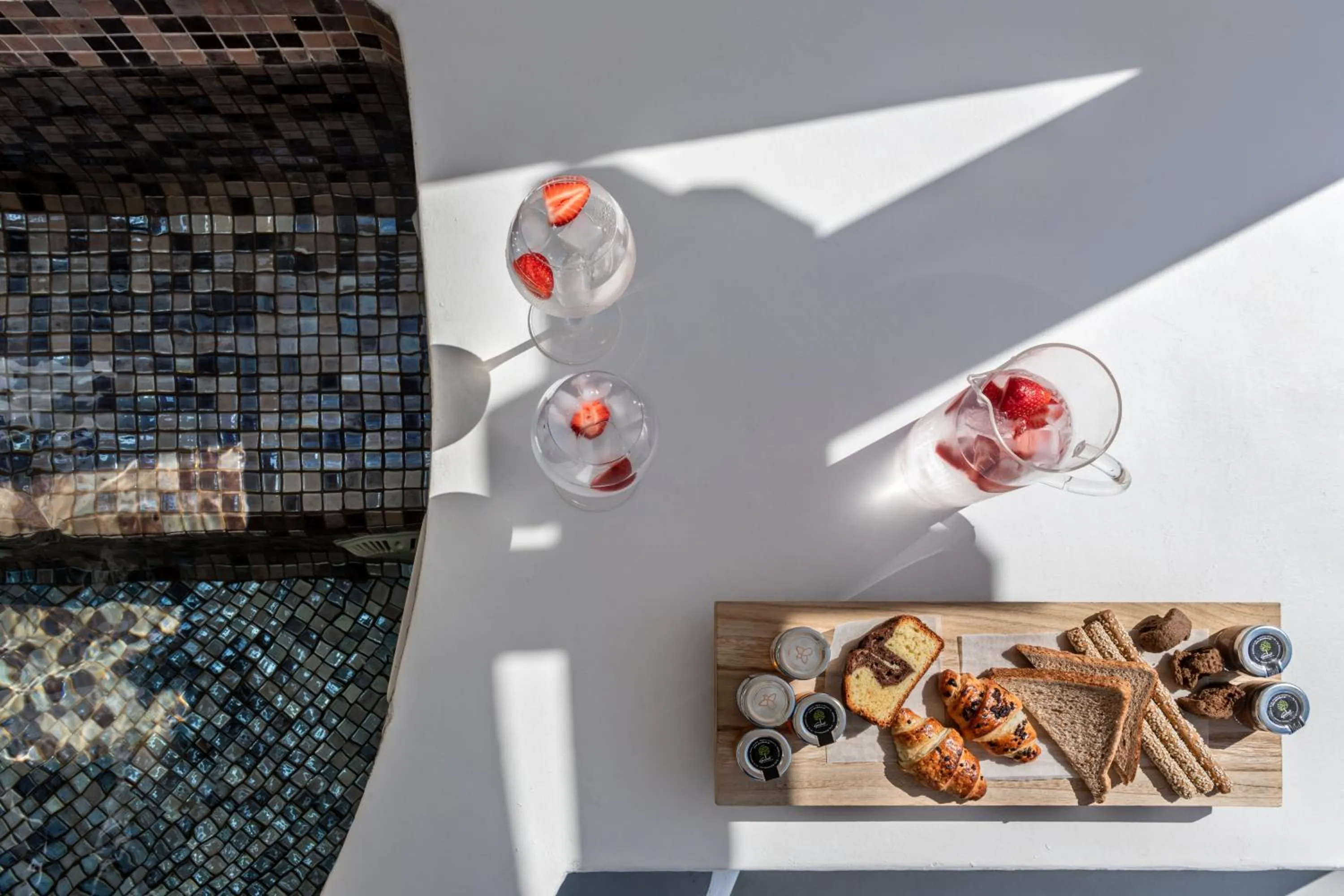 Hot Tub in Kasimatis by La Perla - Adults Only