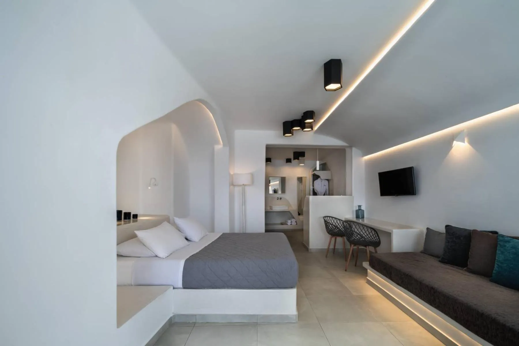 Bed in Kasimatis by La Perla - Adults Only