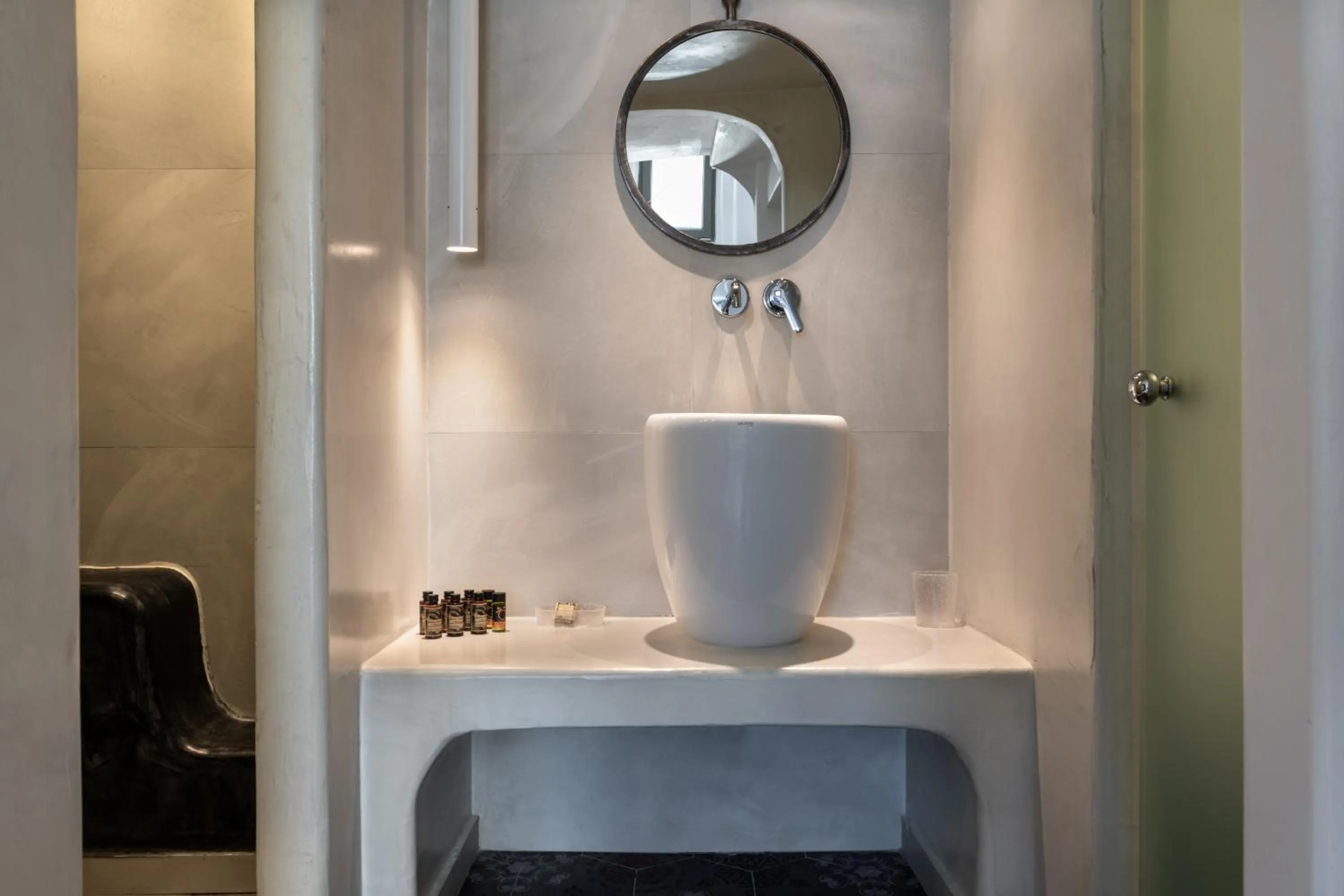 Toilet in Kasimatis by La Perla - Adults Only