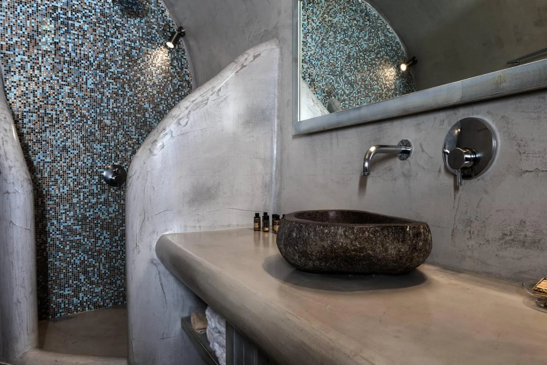 Bathroom in Kasimatis by La Perla - Adults Only