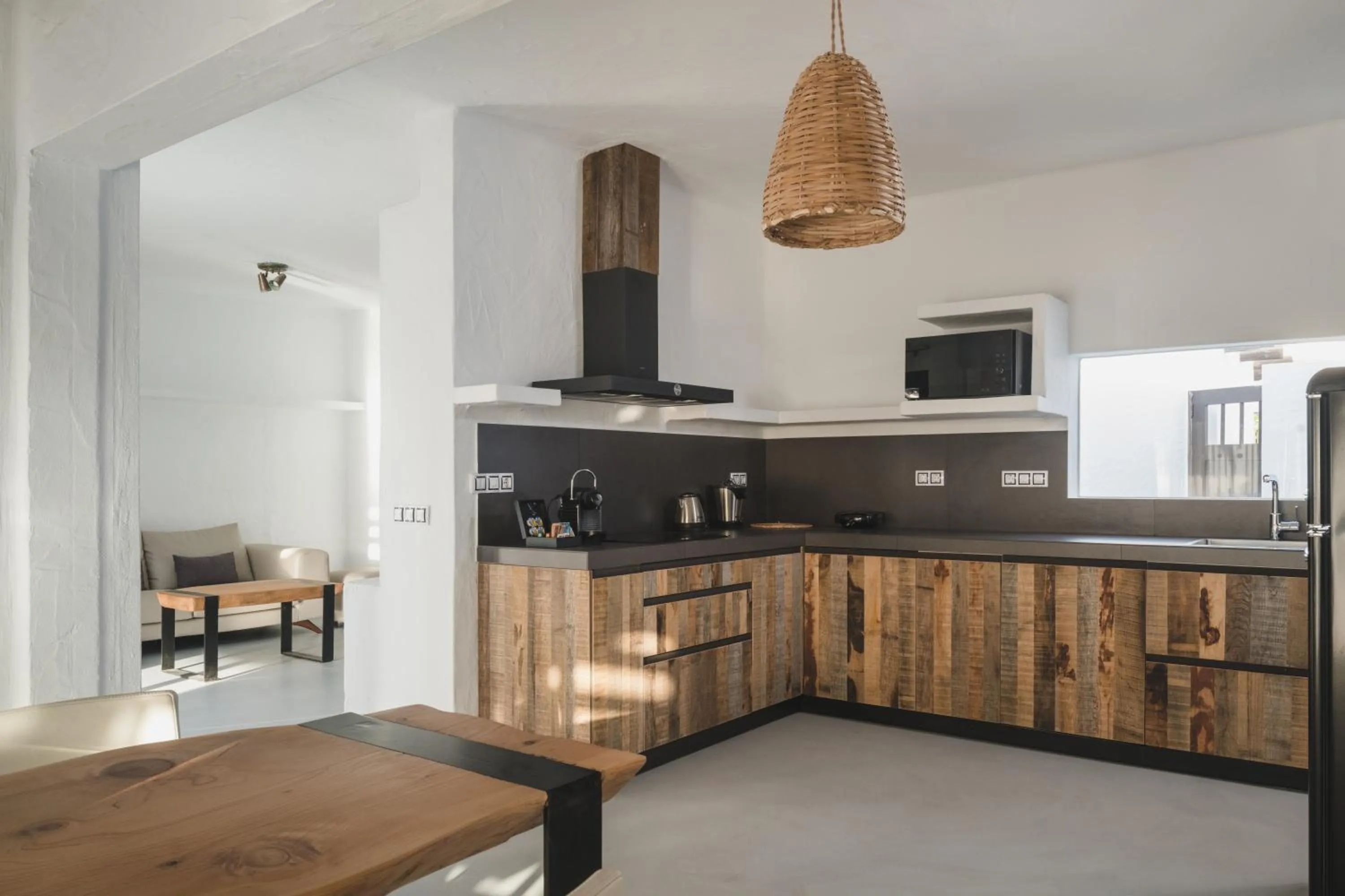 Kitchen or kitchenette in Kamezí Boutique Hotel Villas