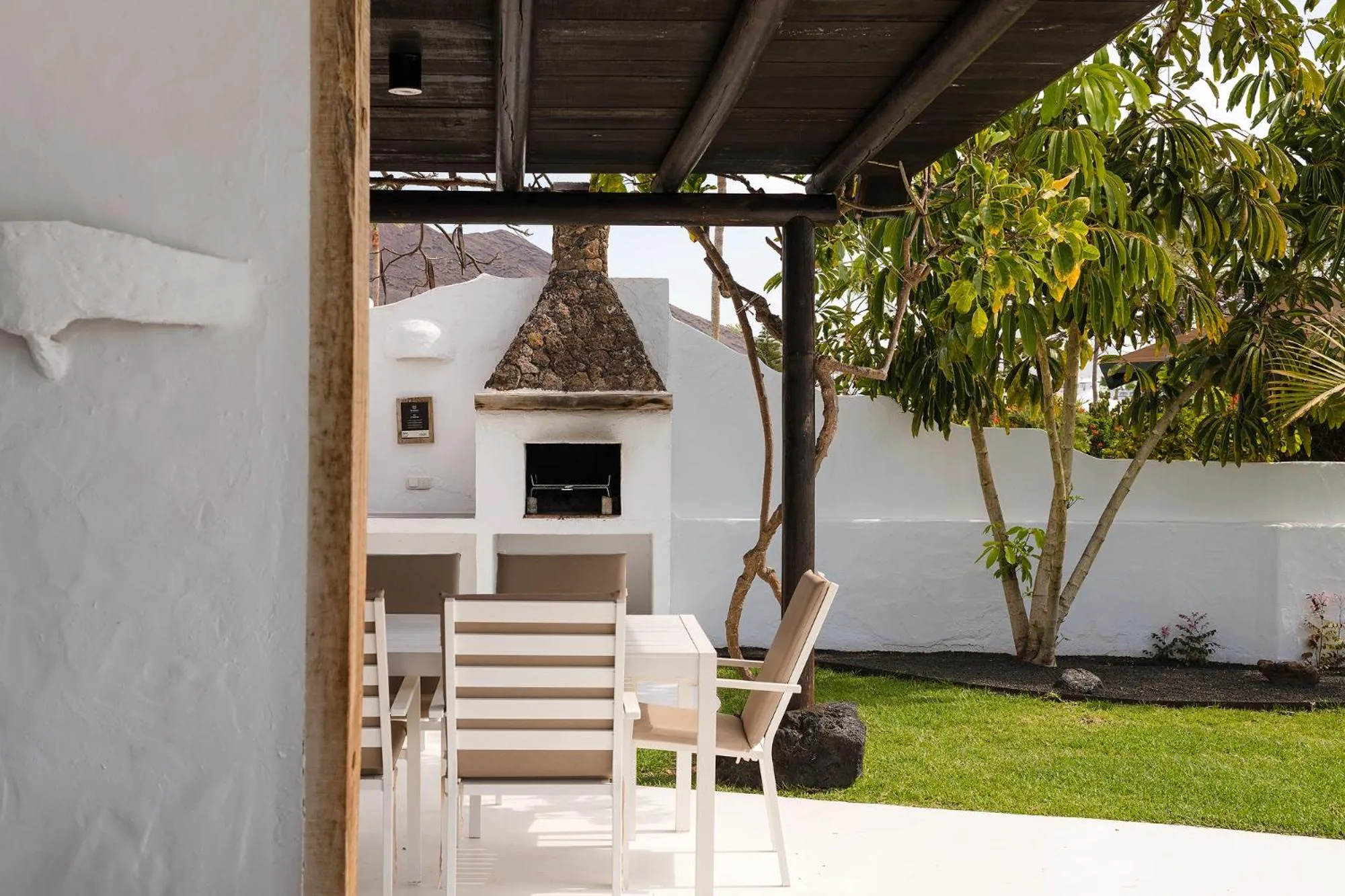 Garden in Kamezí Boutique Hotel Villas