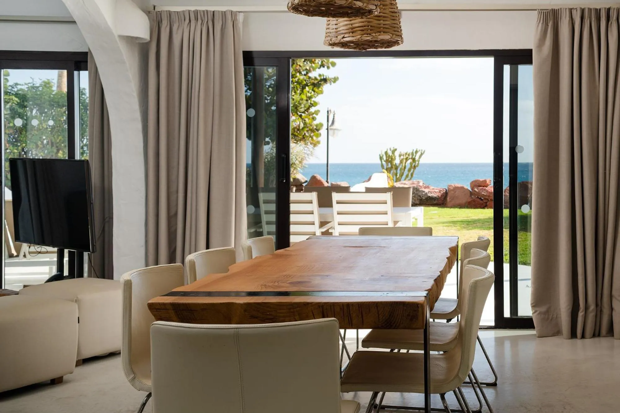 Dining area in Kamezí Boutique Hotel Villas