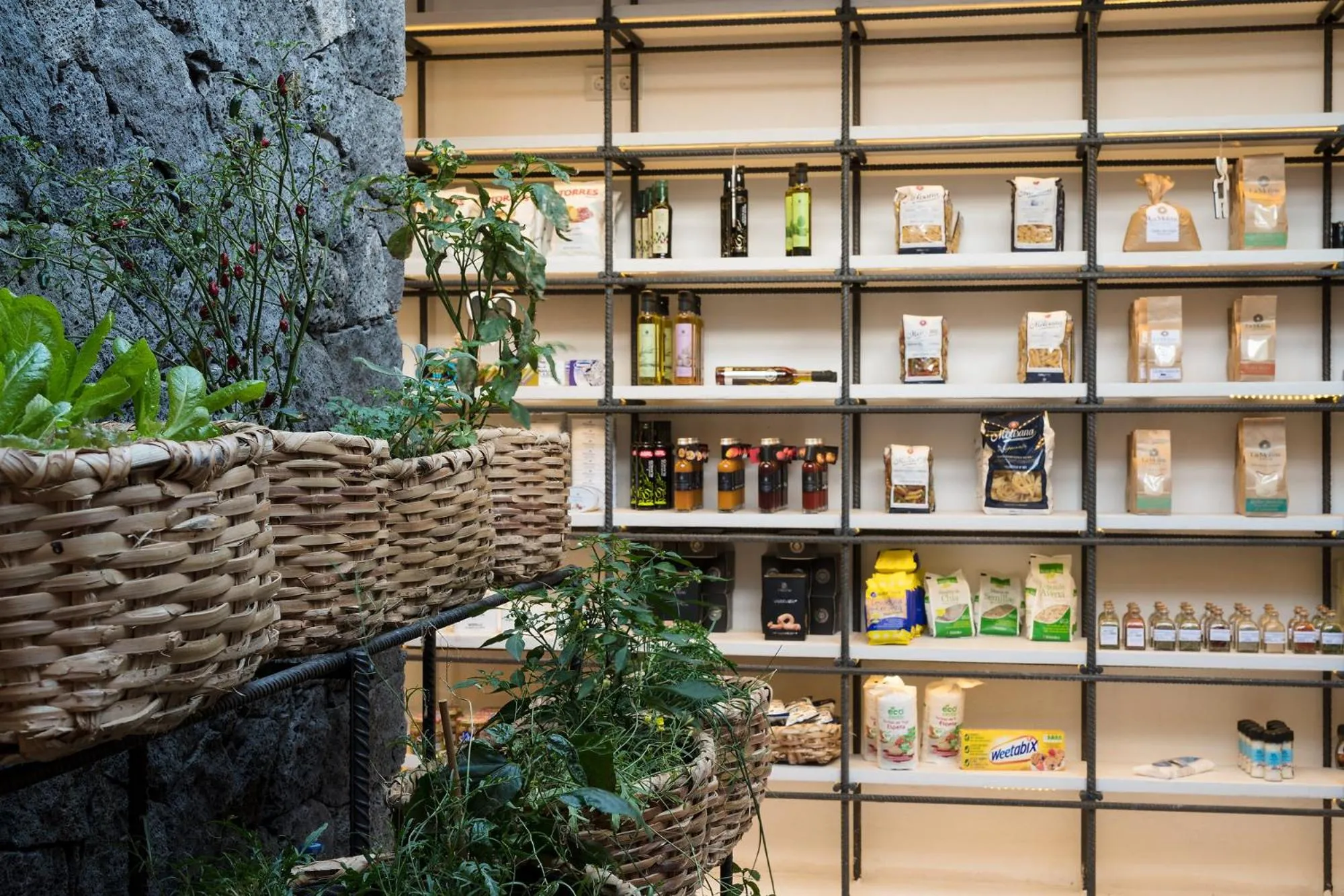 On-site shops in Kamezí Boutique Hotel Villas