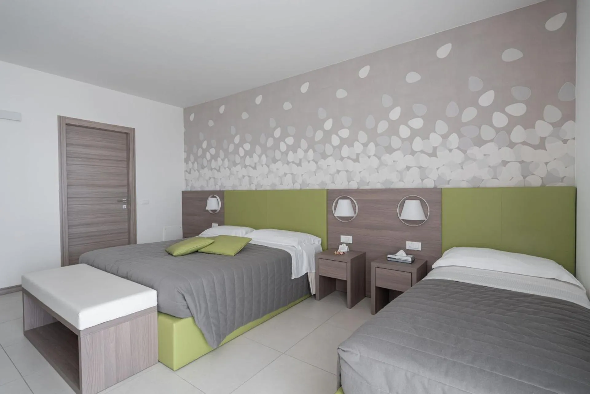 Photo of the whole room, Bed in Hotel Iris Jesolo