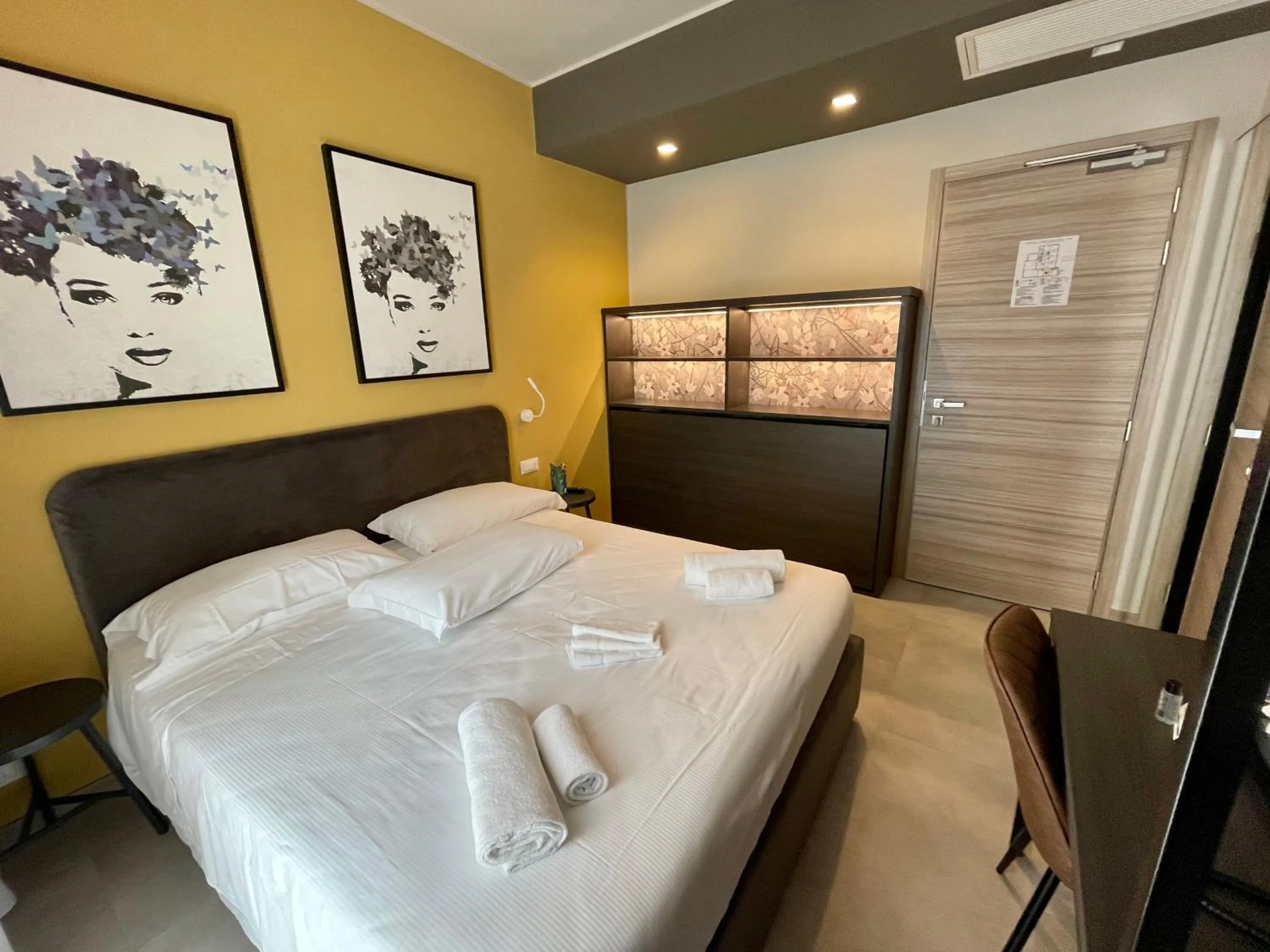 Bed in Hotel Iris Jesolo