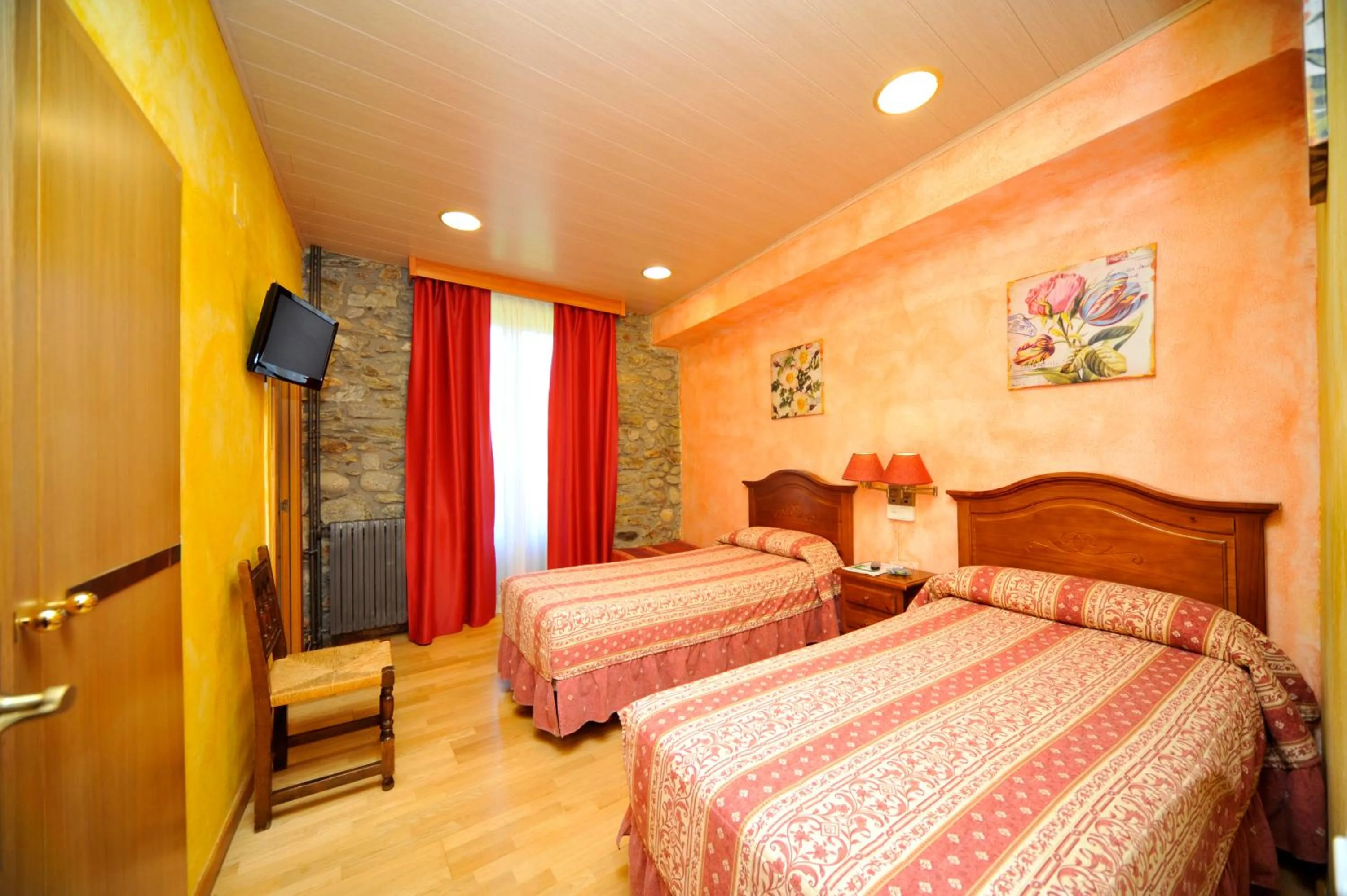 Location, Bed in Hotel Vall d´Aneu