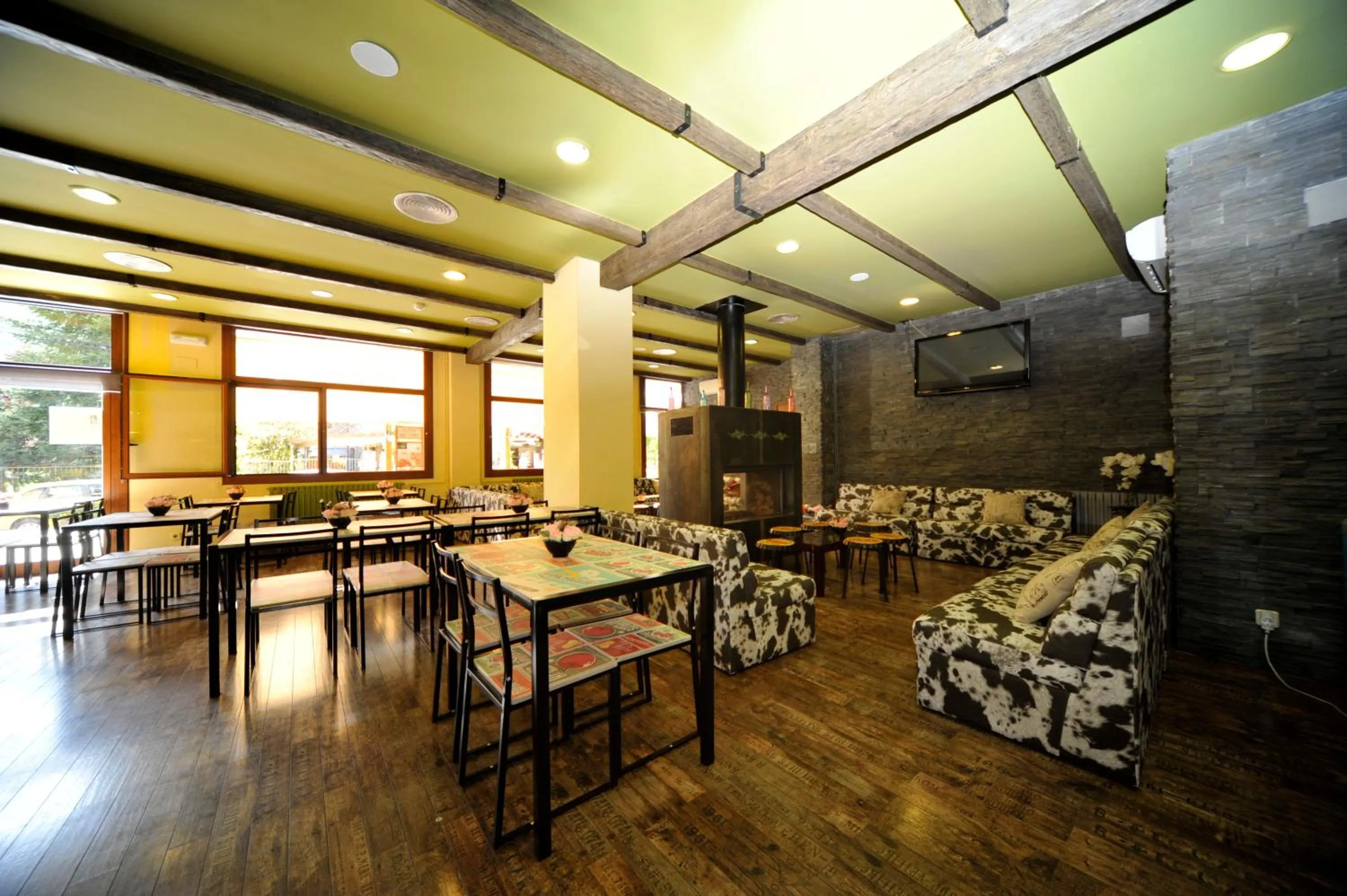 Restaurant/places to eat in Hotel Vall d´Aneu