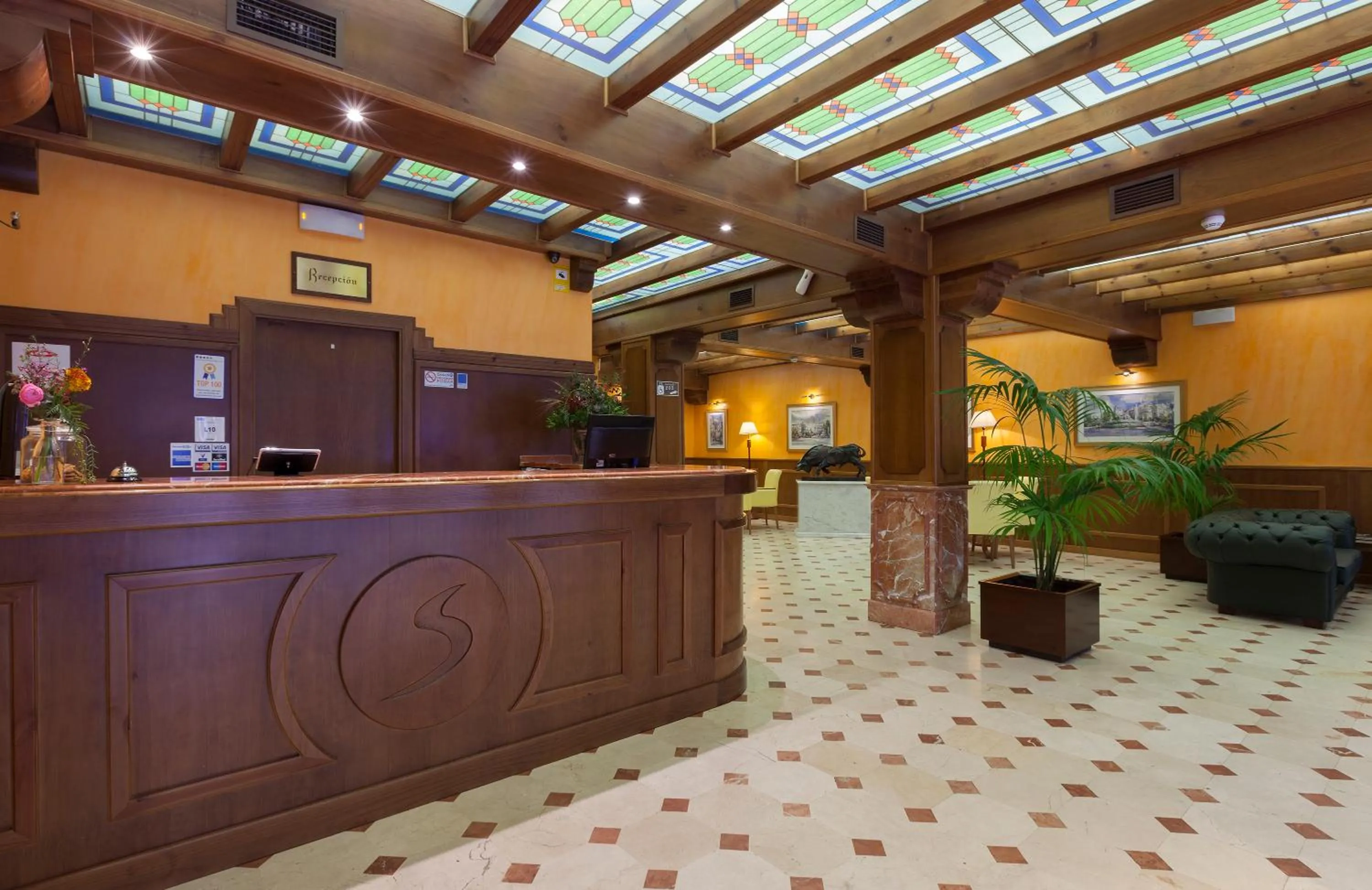 Lobby or reception in Agora Juan de Austria