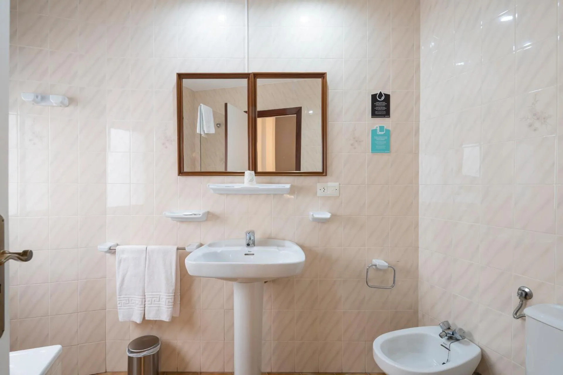 Bathroom in Hotel Alda Vía Norte