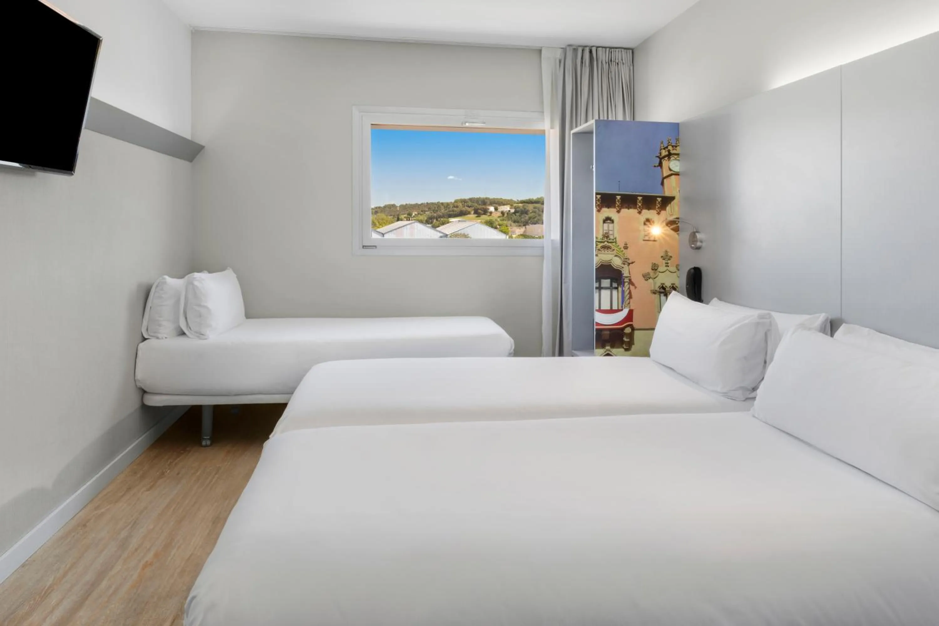 TV and multimedia, Bed in B&B HOTEL Barcelona Granollers