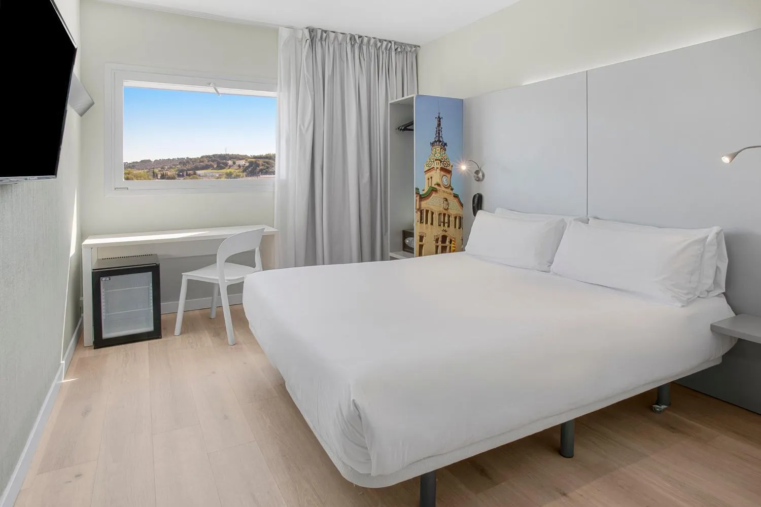 TV and multimedia, Bed in B&B HOTEL Barcelona Granollers