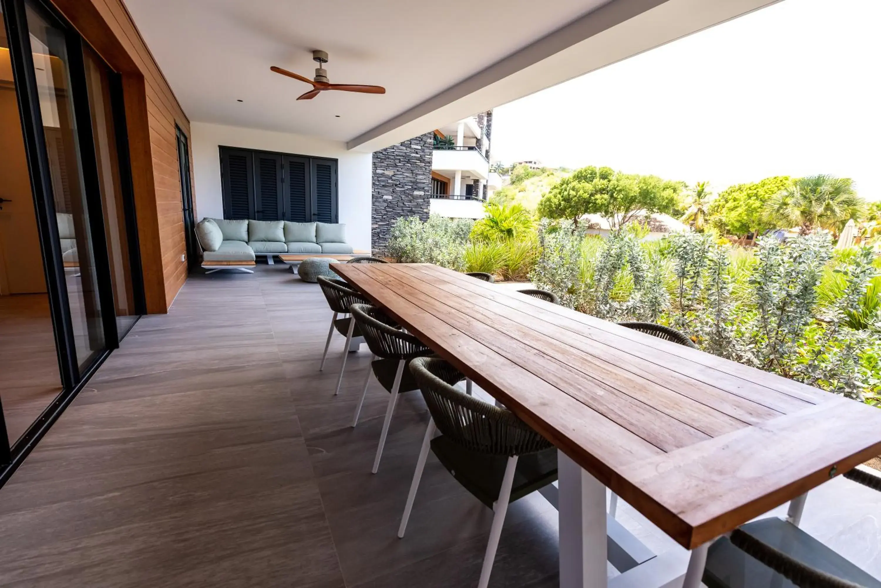 Beach Front Luxury 3 Bedroom Apartment at The Shore in Blue Bay Curaçao Golf & Beach Resort Beach Front Luxury 3 Bedroom Apartment at The Shore in Blue Bay Curaçao Golf & Beach Resort