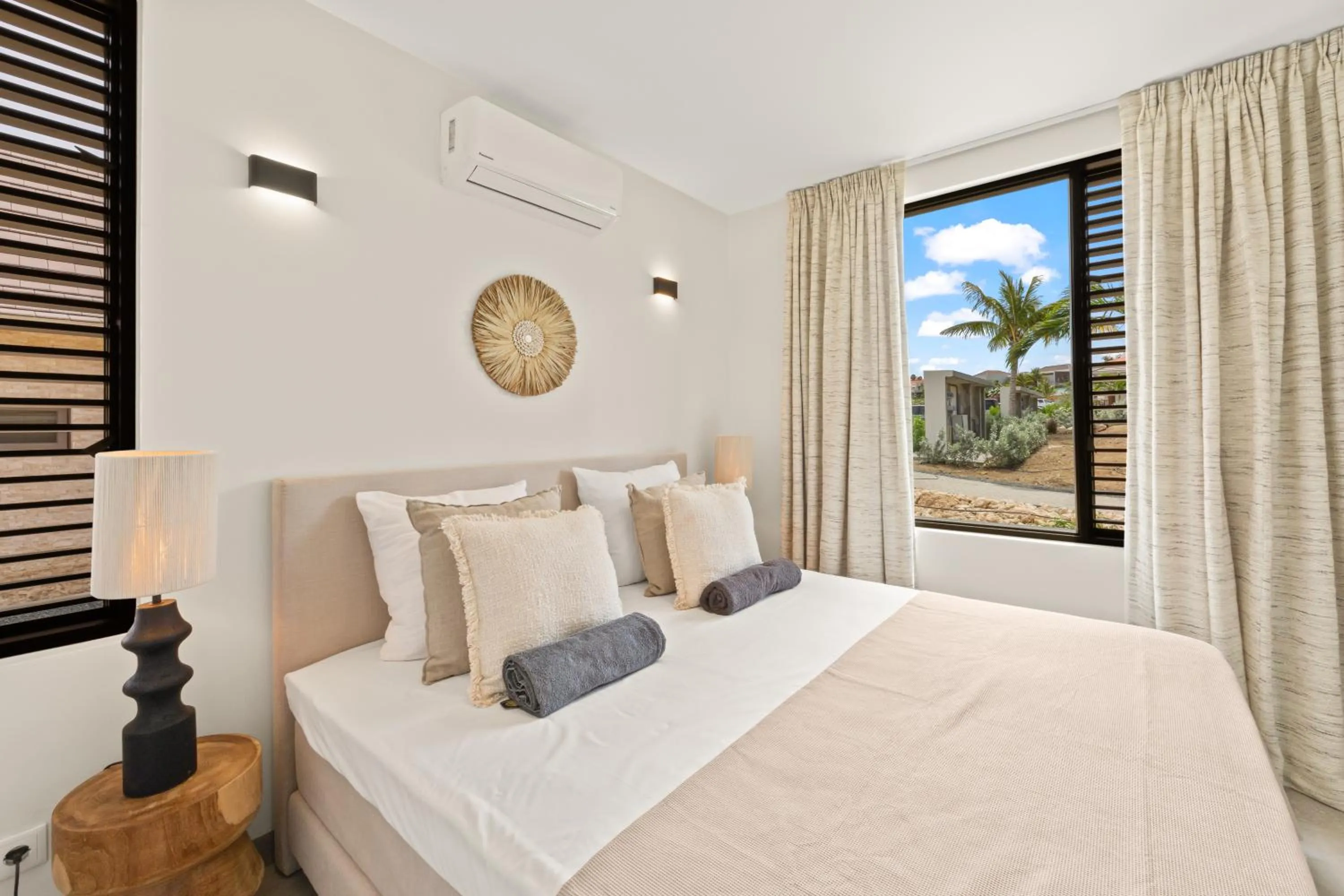 Bed in Blue Bay Curaçao Golf & Beach Resort