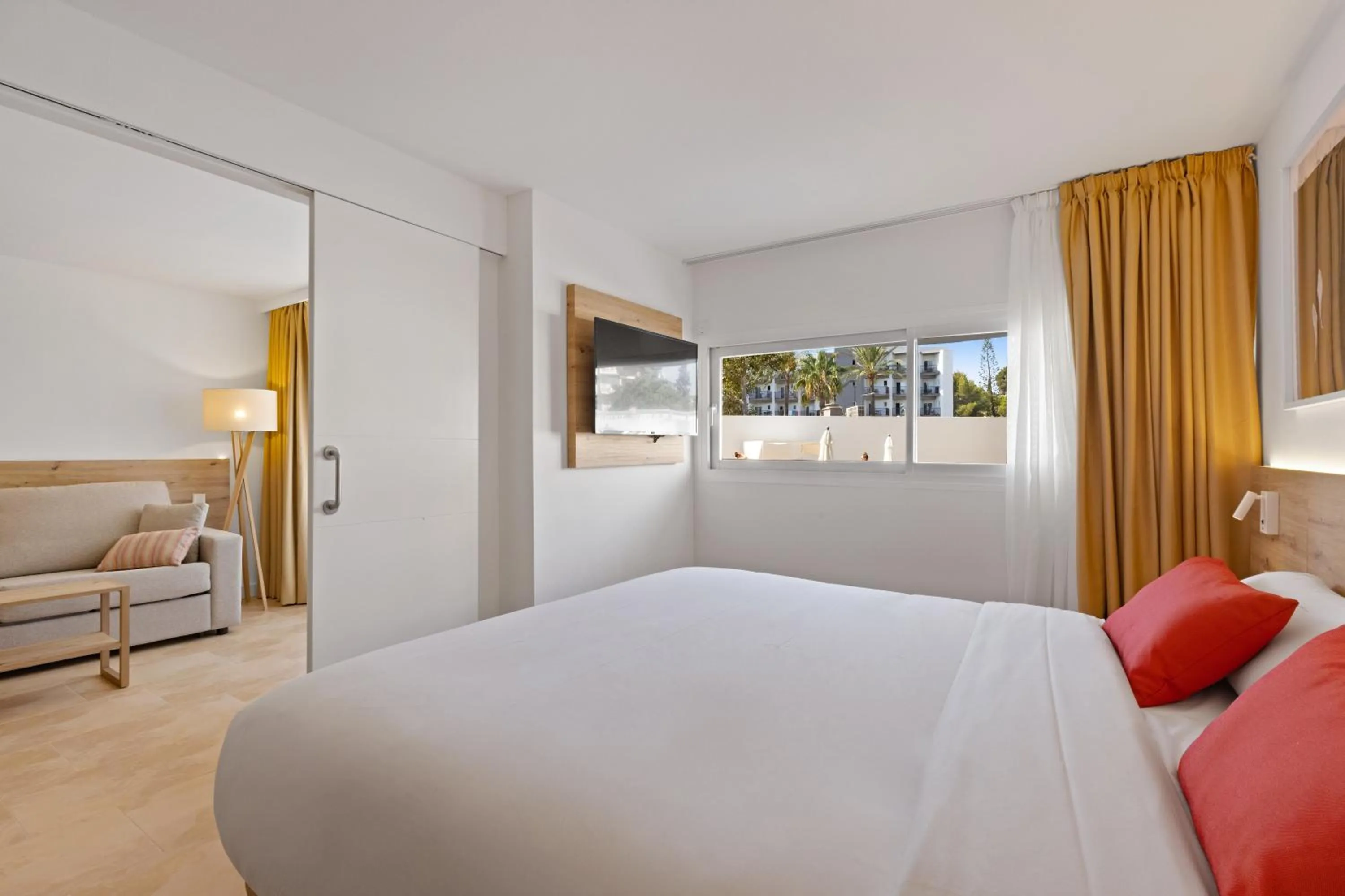 Bed in Lively Mallorca - Adults Only