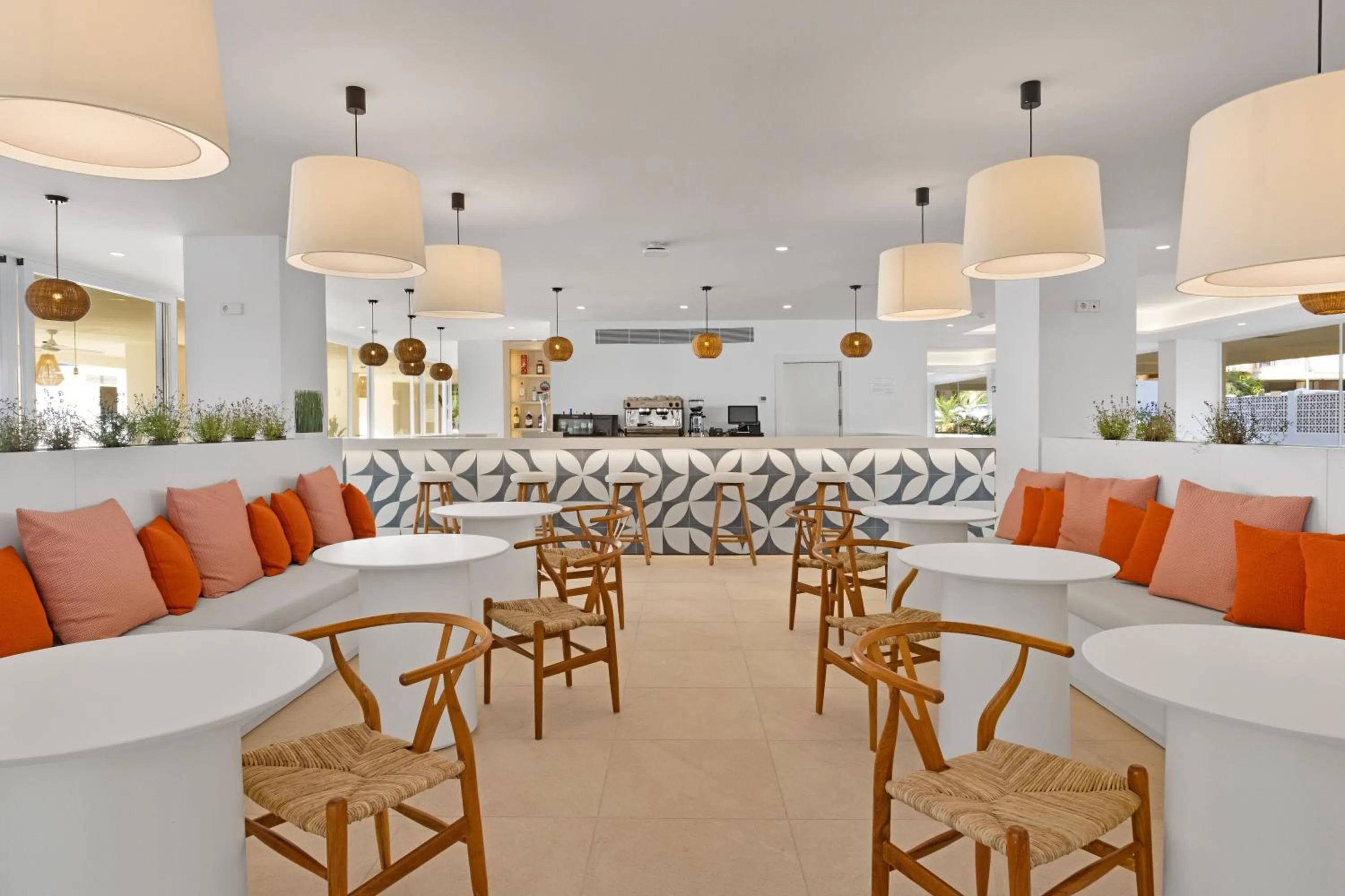 Lounge or bar in Lively Mallorca - Adults Only