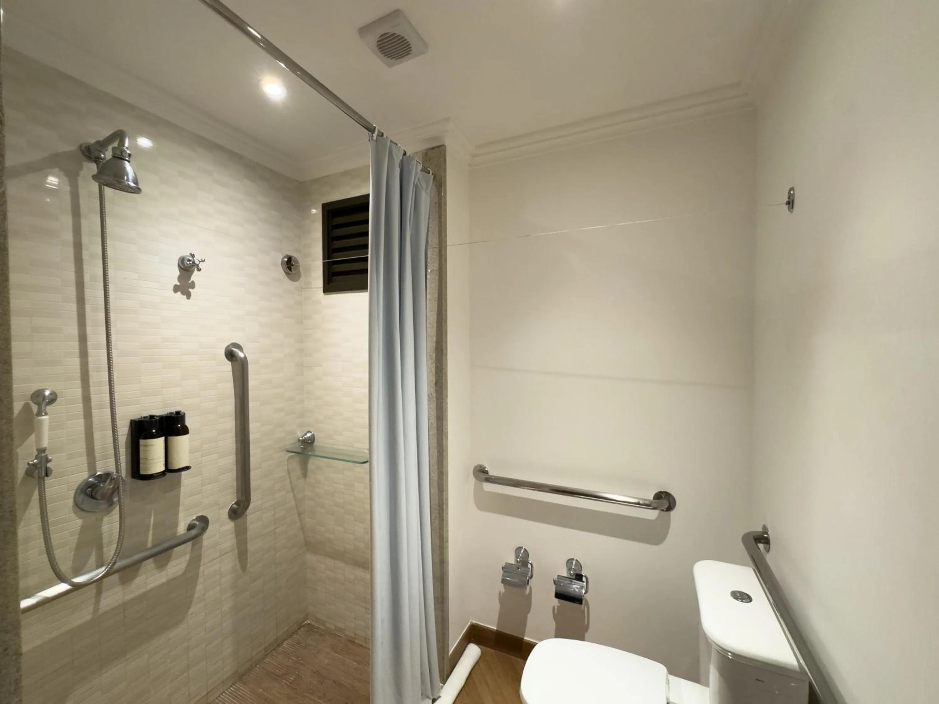 Shower in Wish Foz do Iguaçu