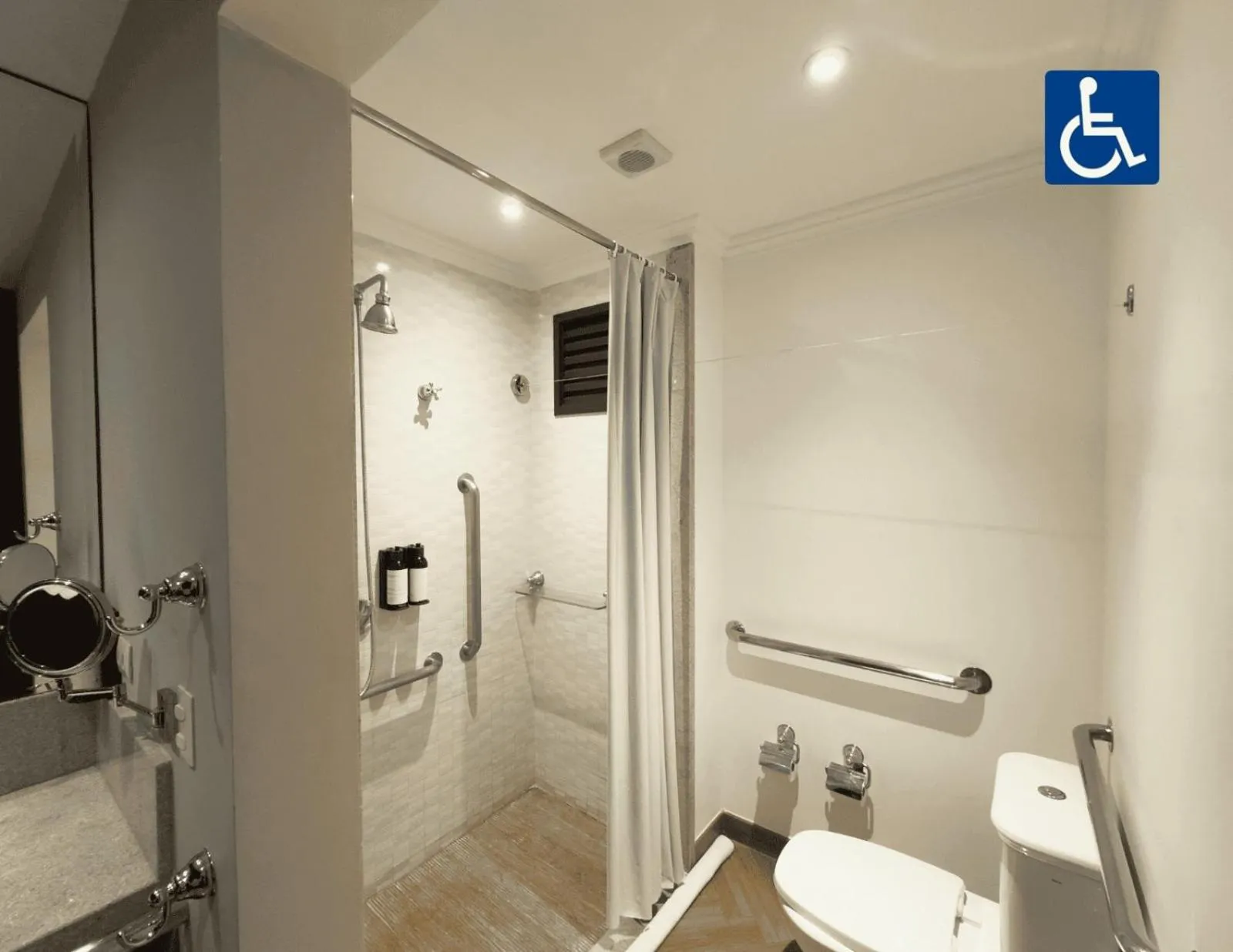 Shower in Wish Foz do Iguaçu