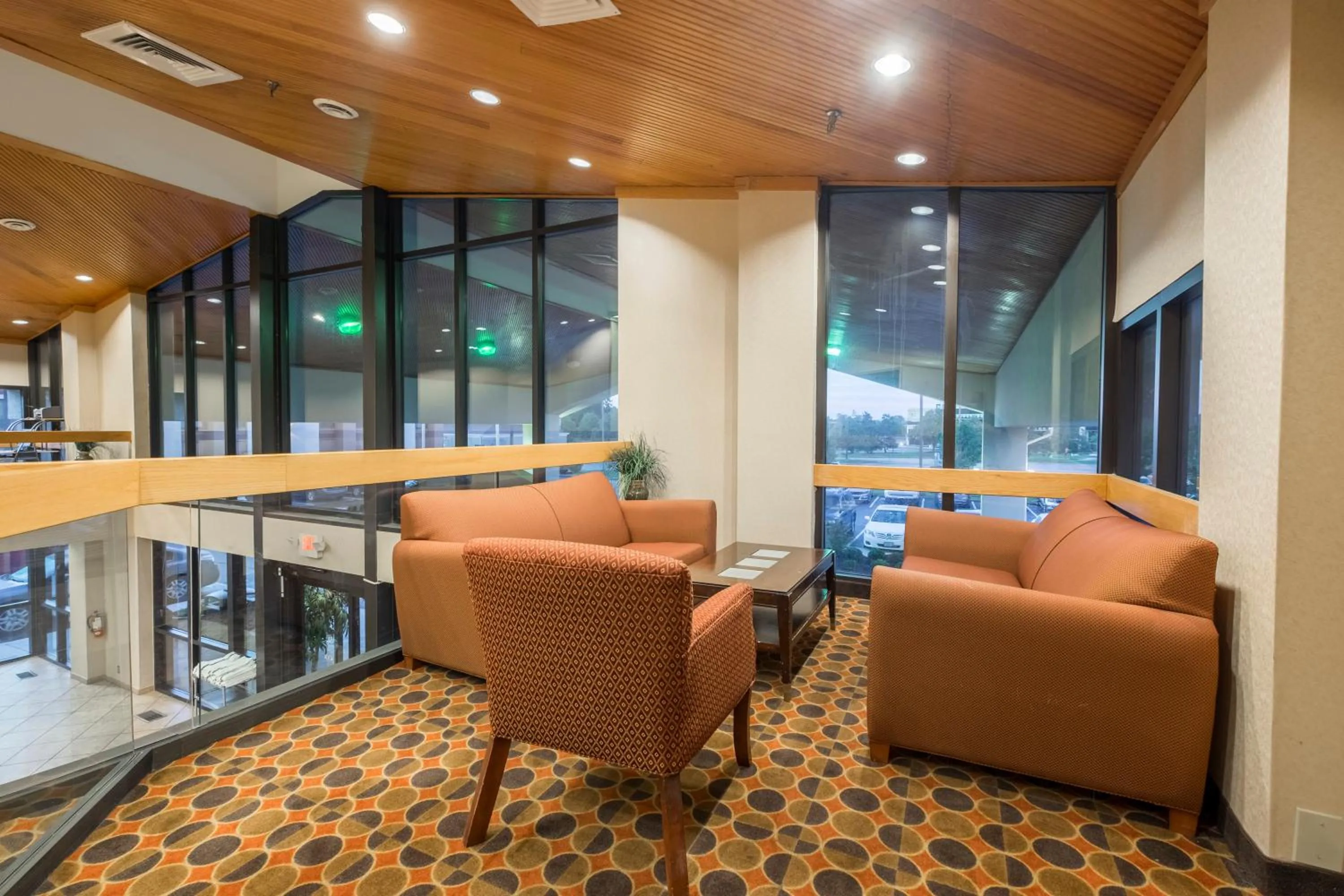 Lobby or reception in Red Roof Inn & Suites Cincinnati North-Mason
