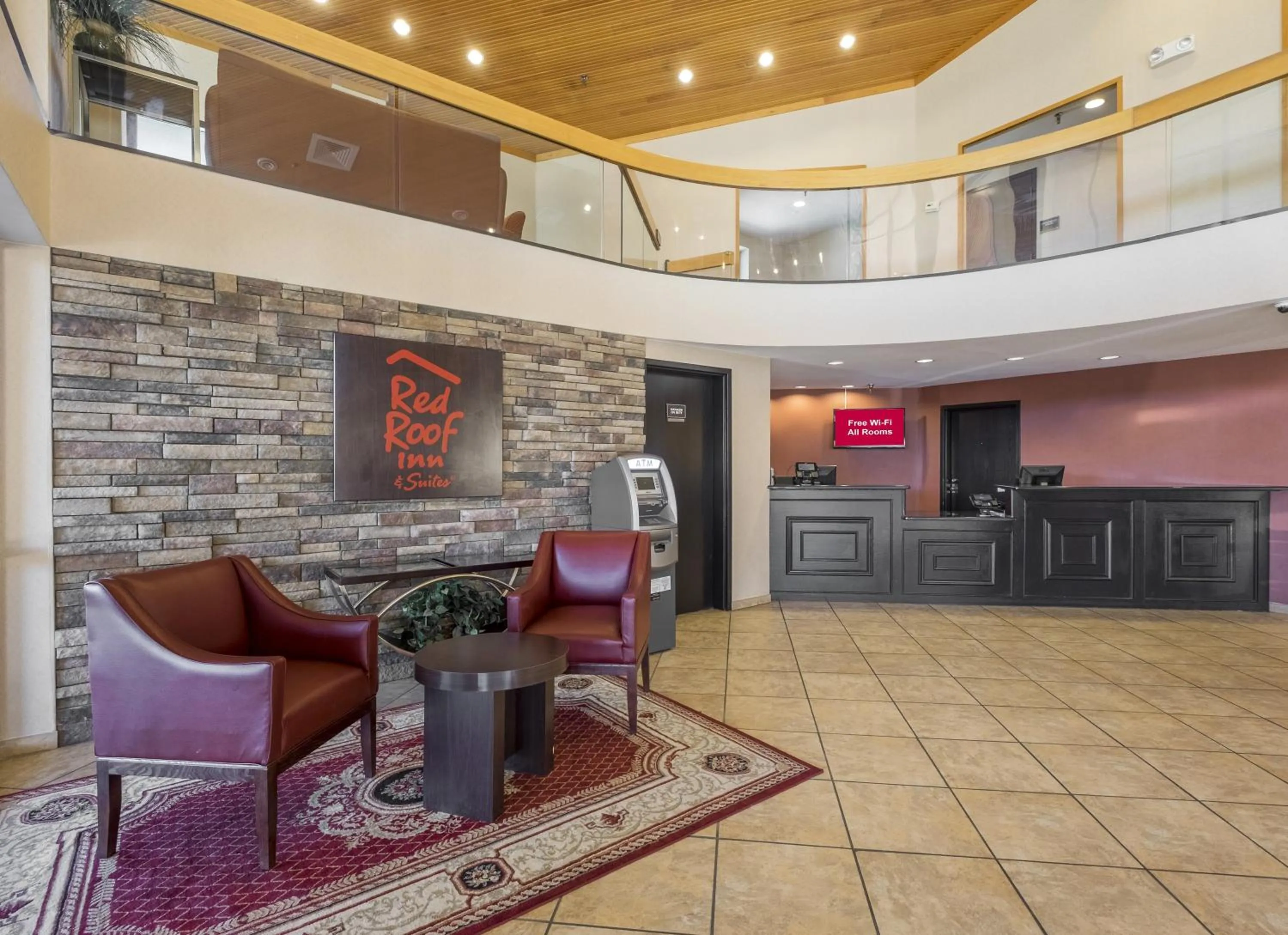 Lobby or reception in Red Roof Inn & Suites Cincinnati North-Mason