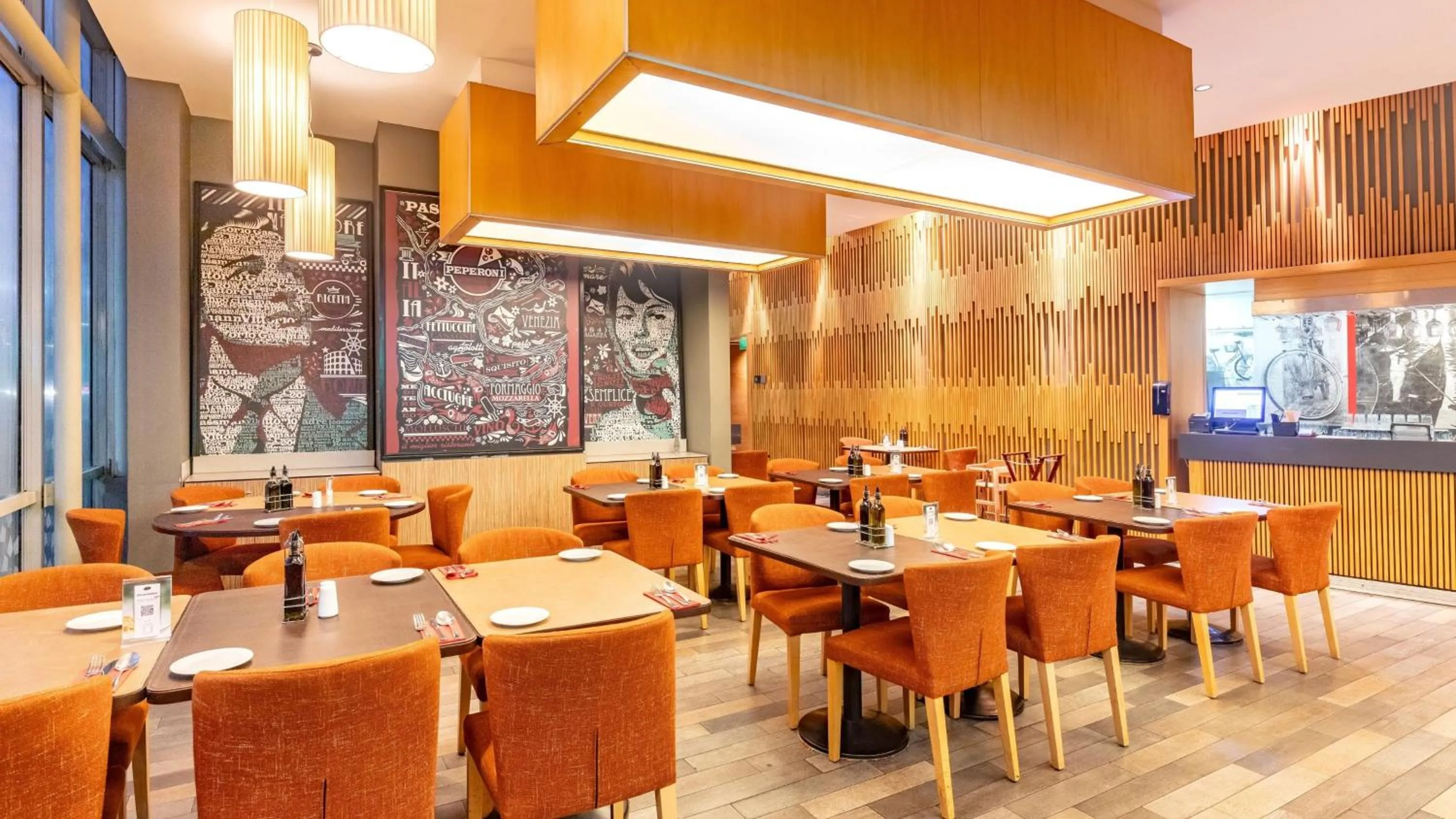 Restaurant/places to eat in InterContinental Santiago by IHG